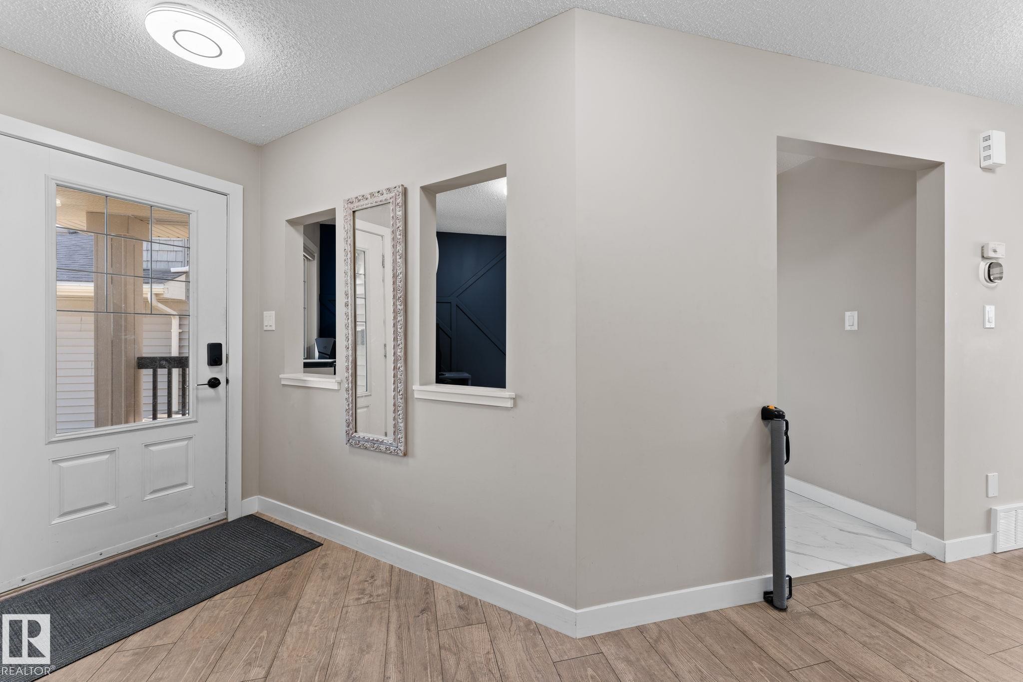8005 Evans Crescent, Edmonton, AB