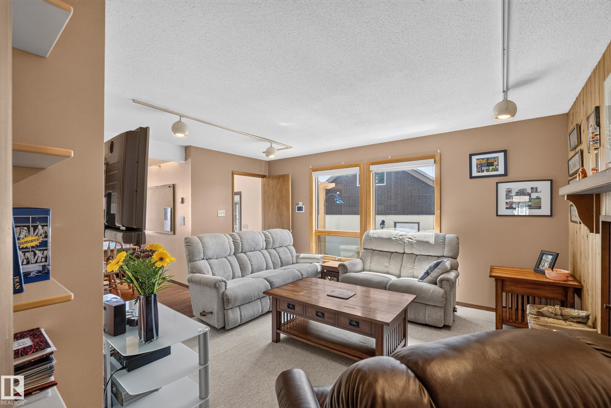 11331 75 Avenue, Edmonton, AB