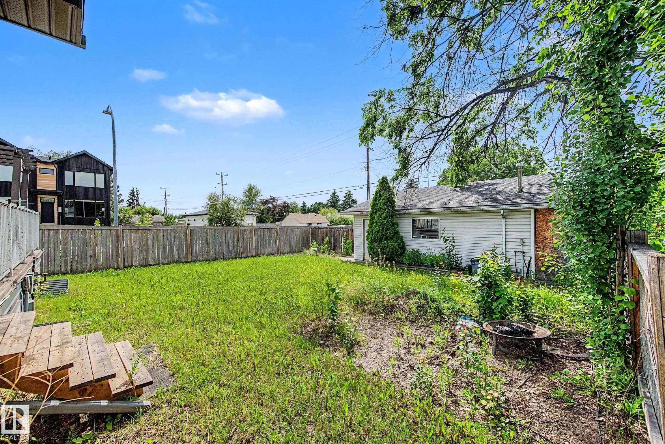 9402 153 Street Nw, Edmonton, AB