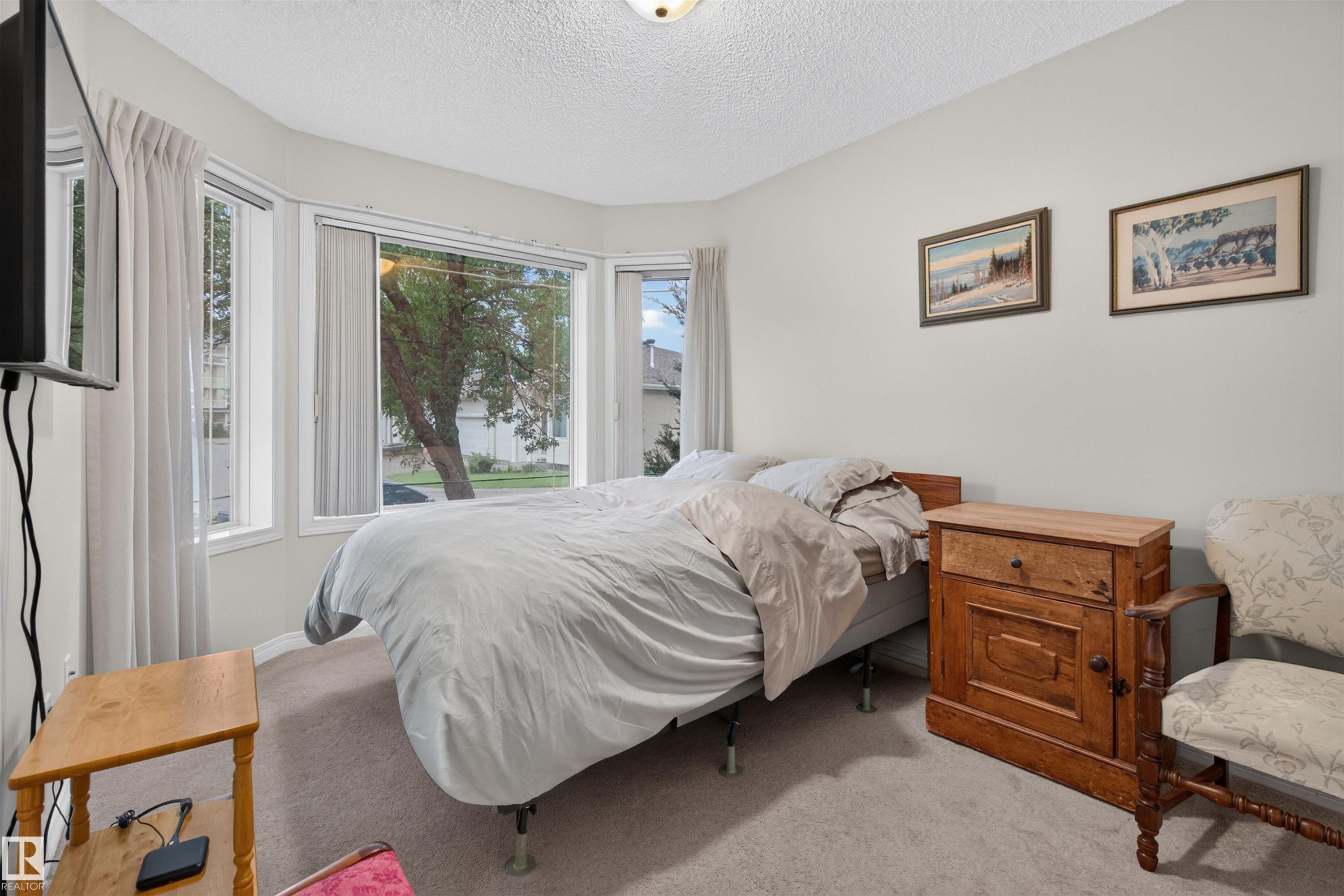 109 Falconer Crest, Edmonton, AB