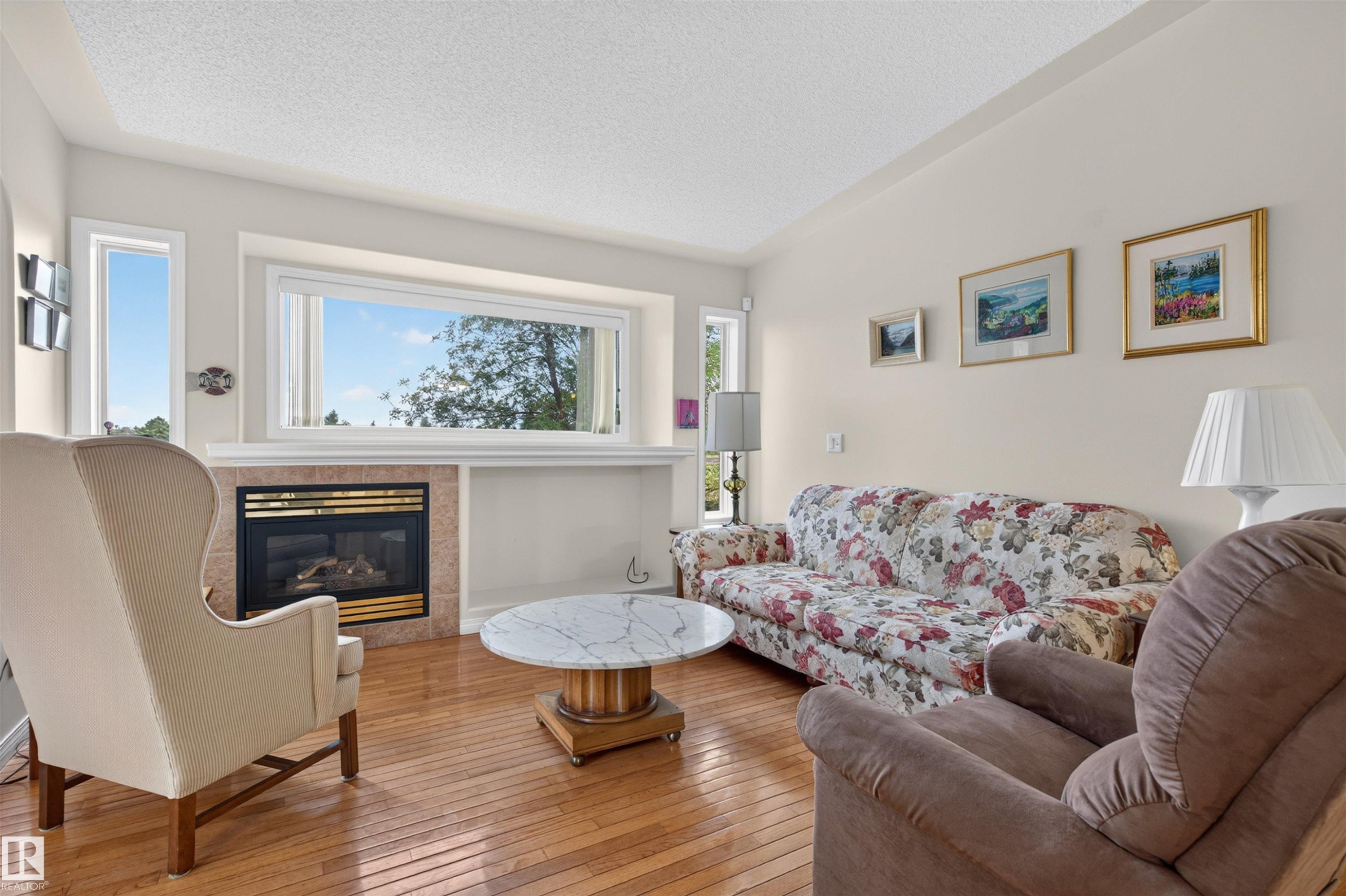 109 Falconer Crest, Edmonton, AB