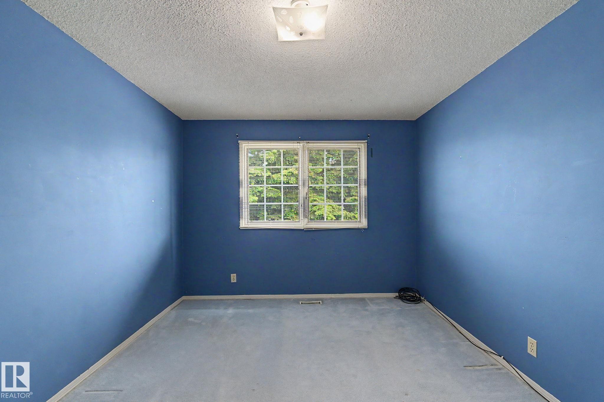 5112 143 Street, Edmonton, AB
