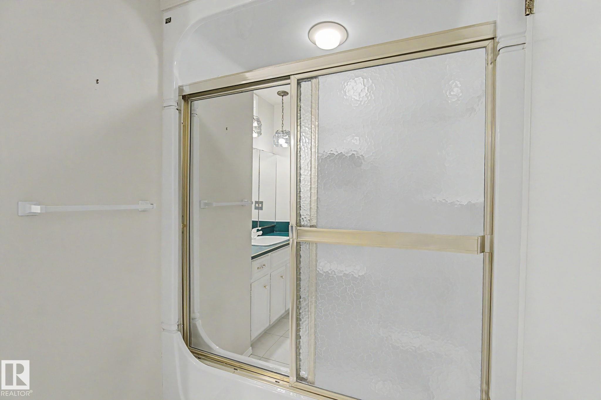 5112 143 Street, Edmonton, AB