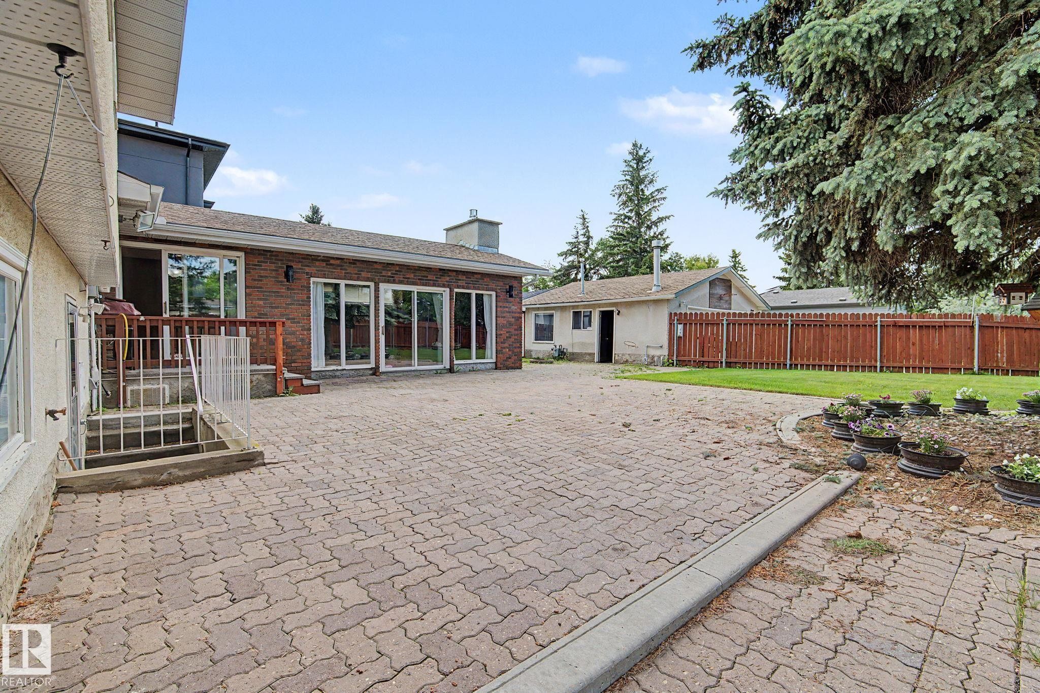 5112 143 Street, Edmonton, AB