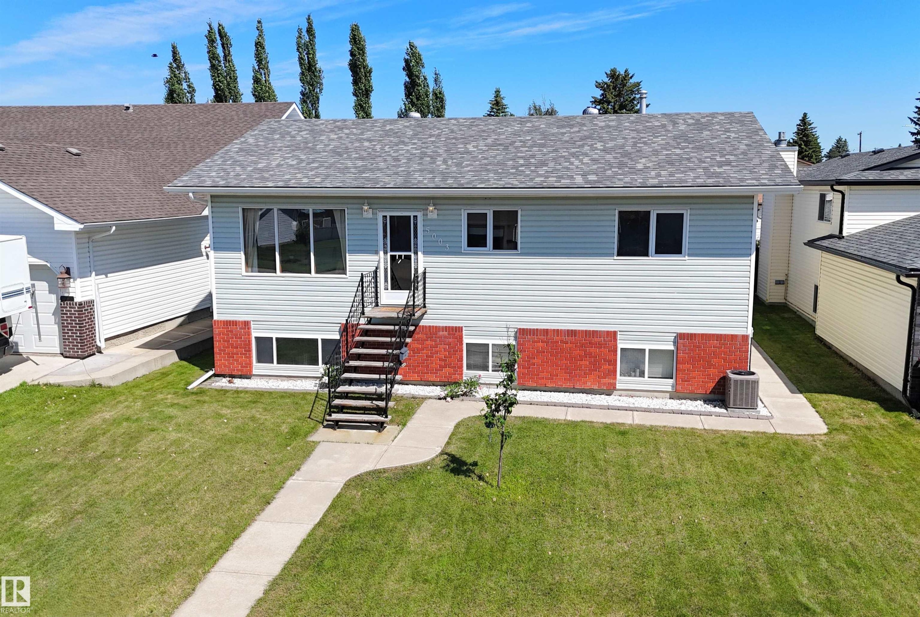 5003 57 Avenue, Stony Plain, AB