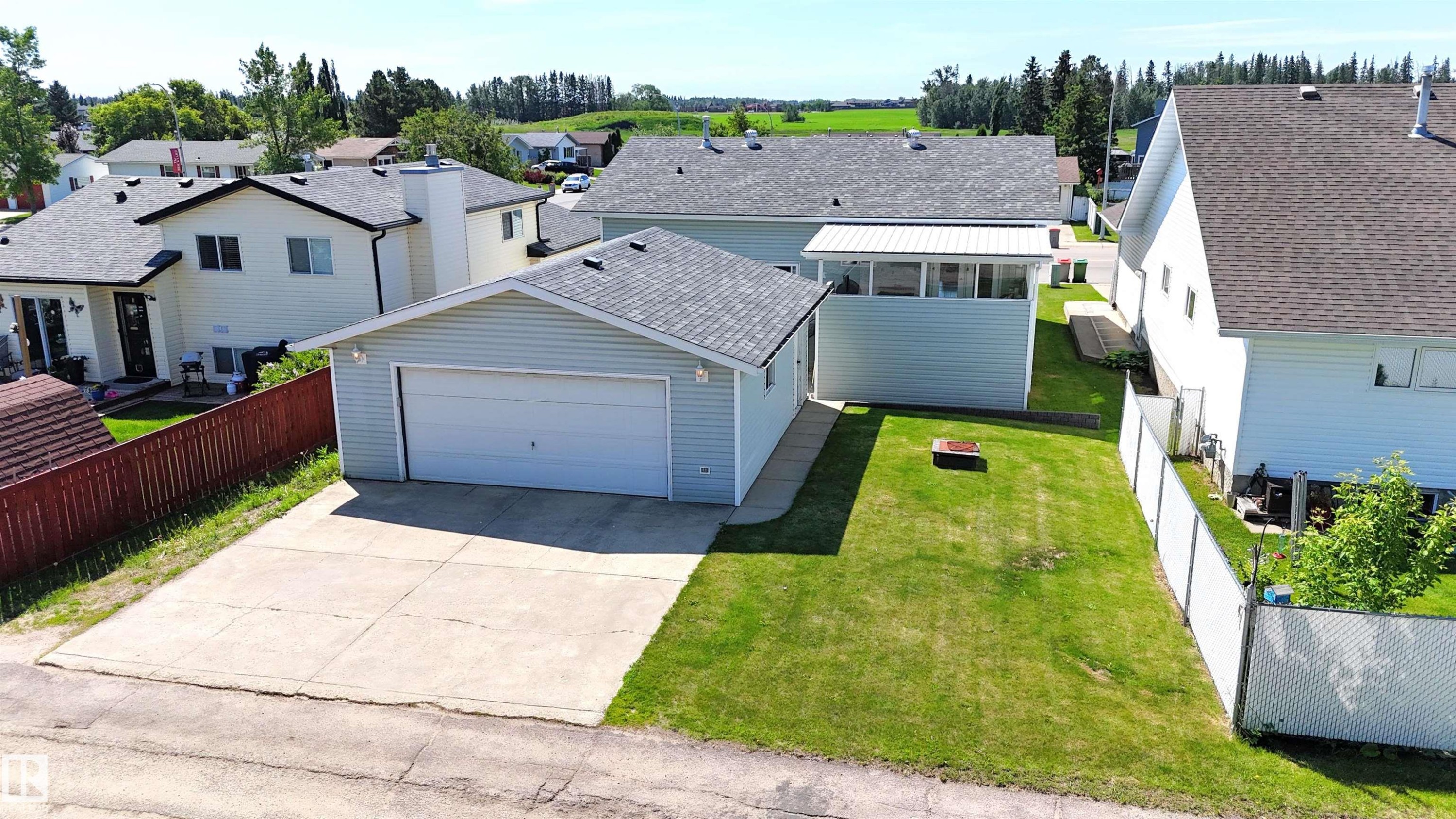 5003 57 Avenue, Stony Plain, AB