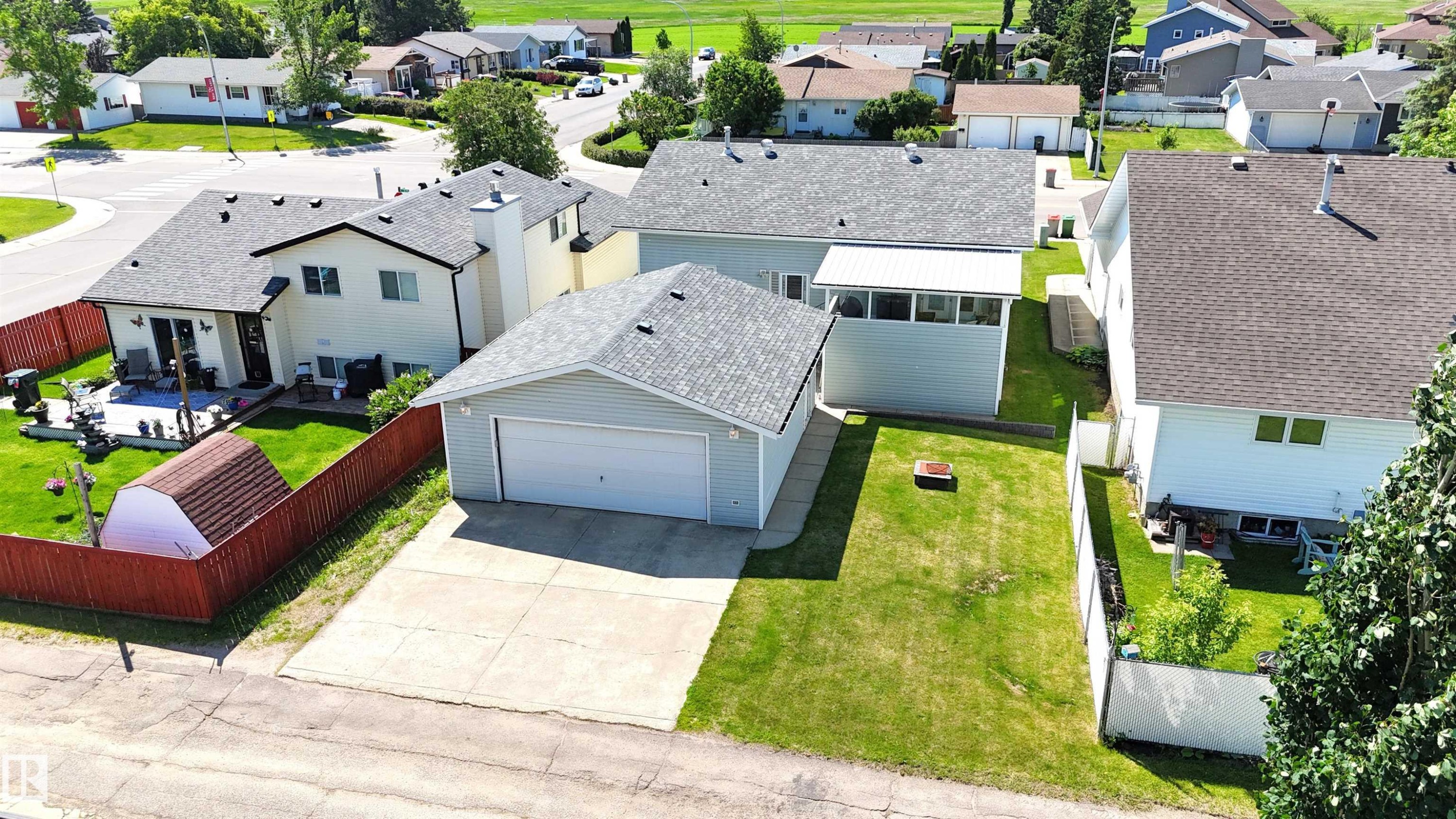 5003 57 Avenue, Stony Plain, AB