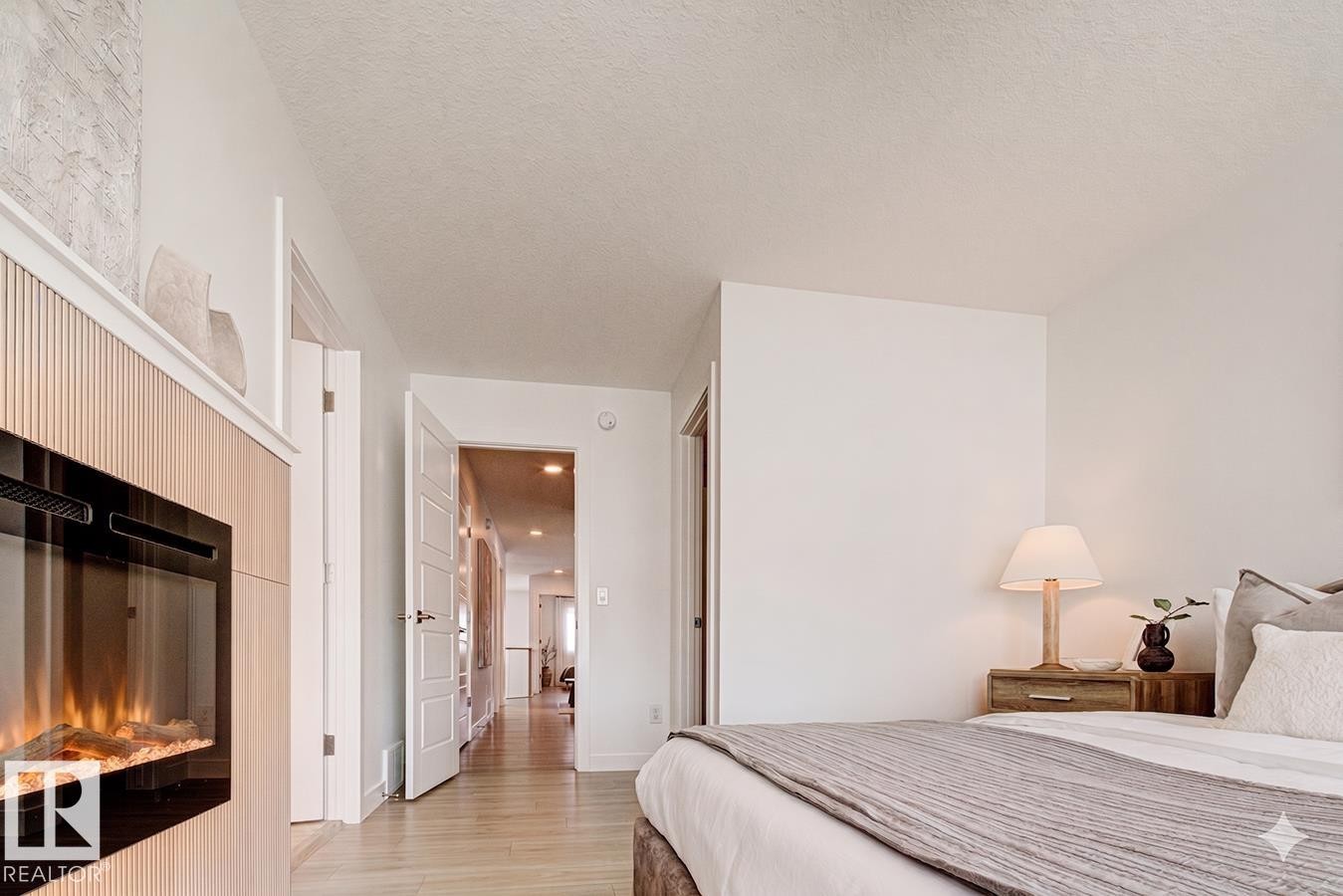 17631 7 Street, Edmonton, AB