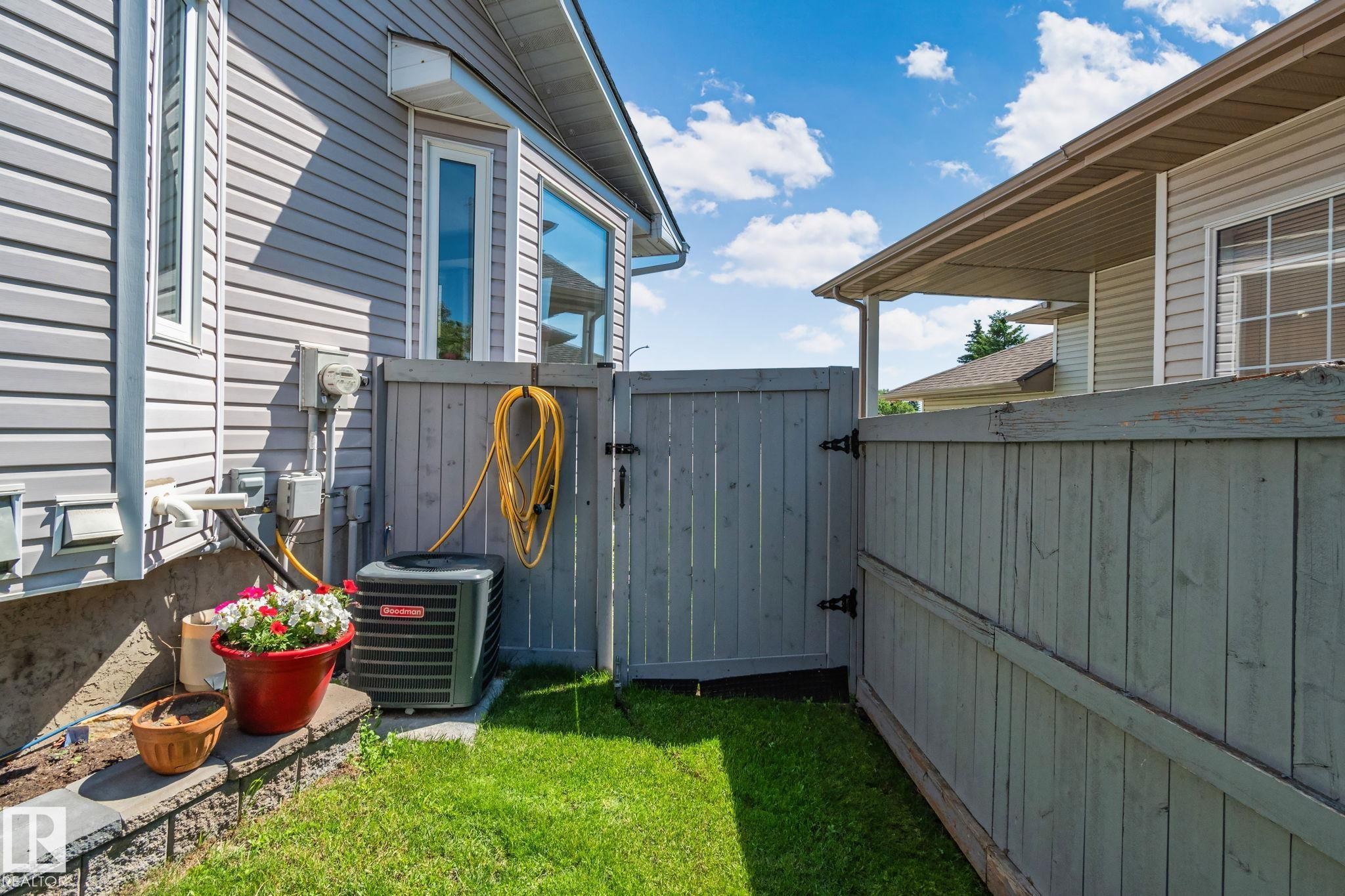 9615 175 Avenue, Edmonton, AB
