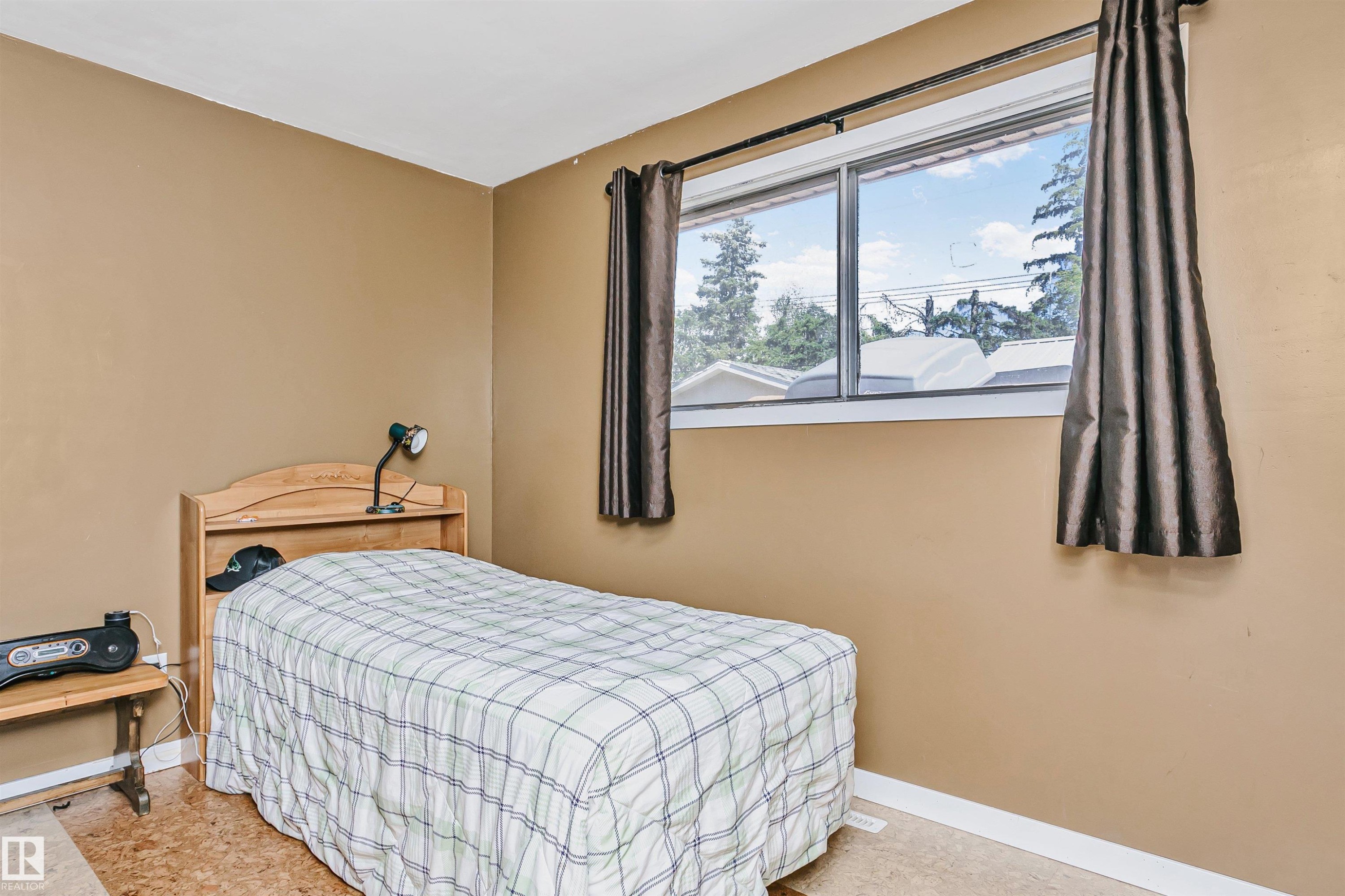 8119 160 Street Nw, Edmonton, AB