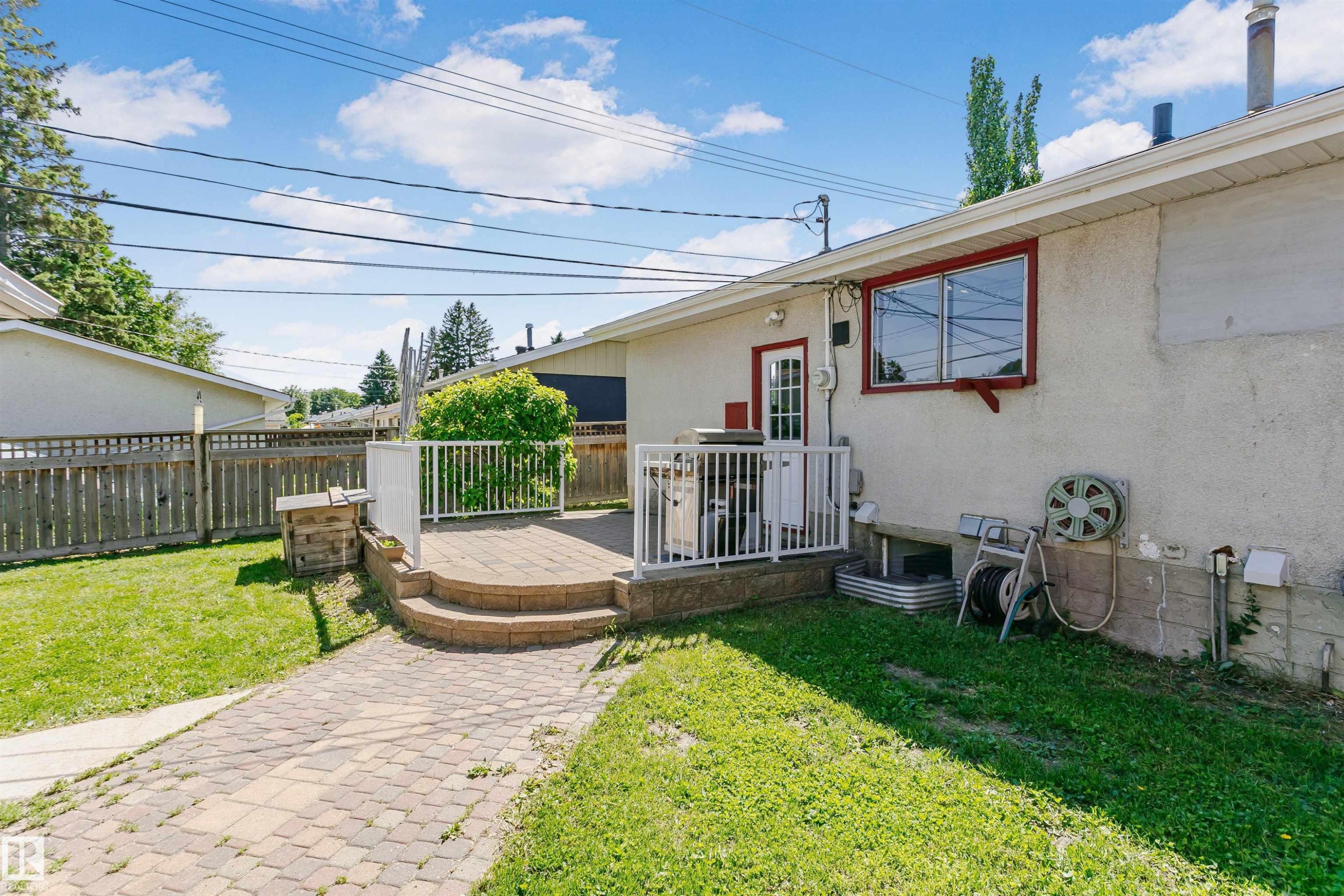 8119 160 Street Nw, Edmonton, AB
