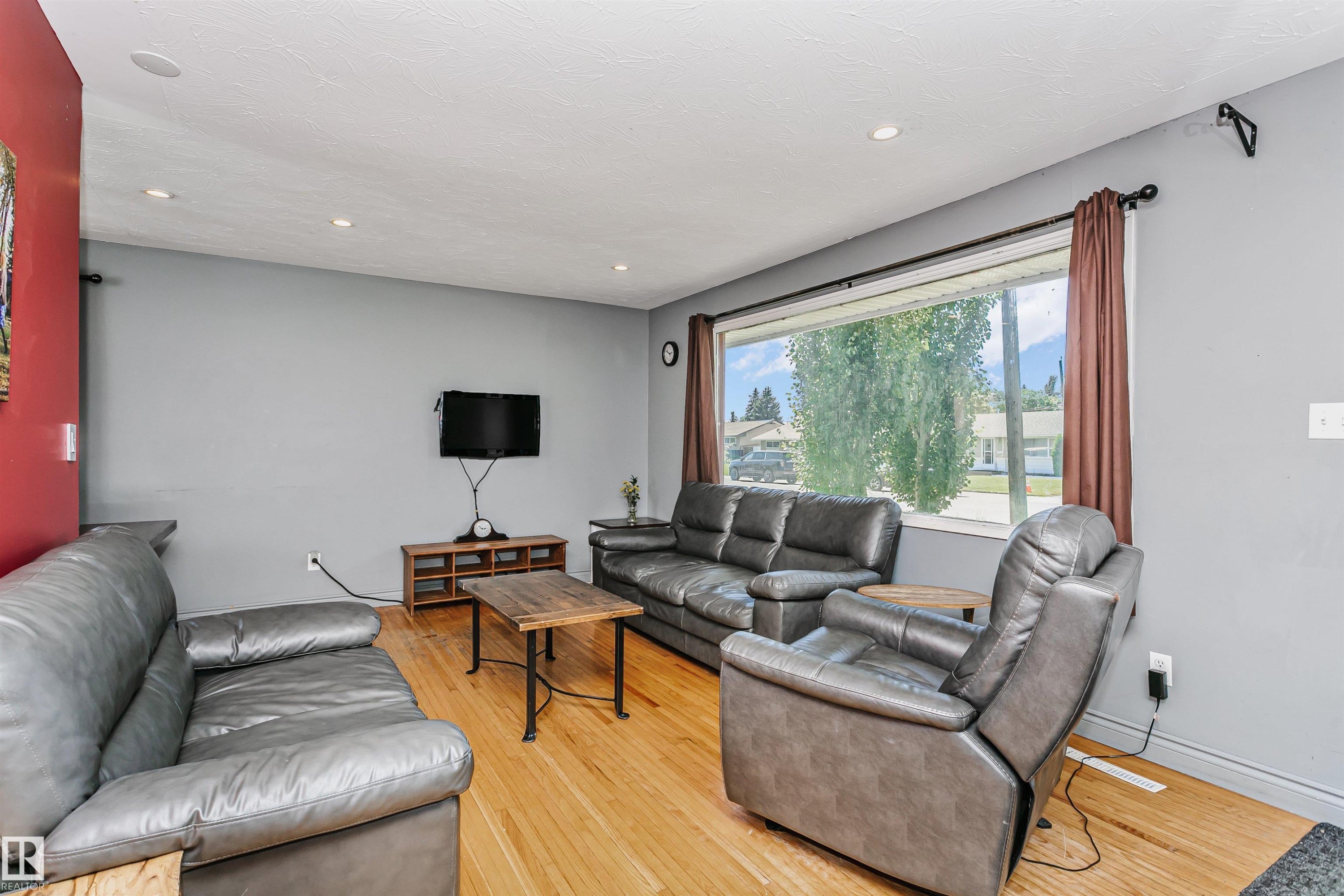 8119 160 Street Nw, Edmonton, AB