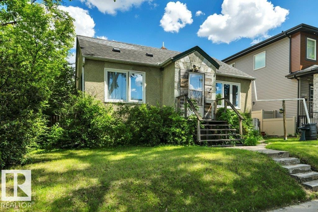12049 65 Street, Edmonton, AB