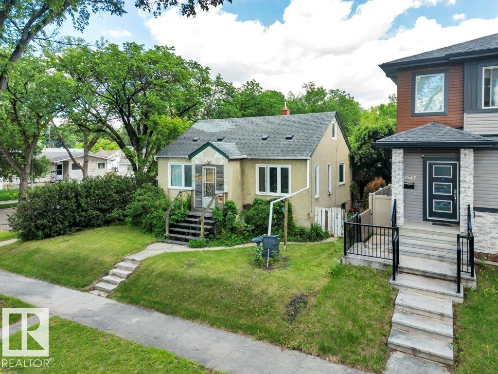 12049 65 Street, Edmonton, AB
