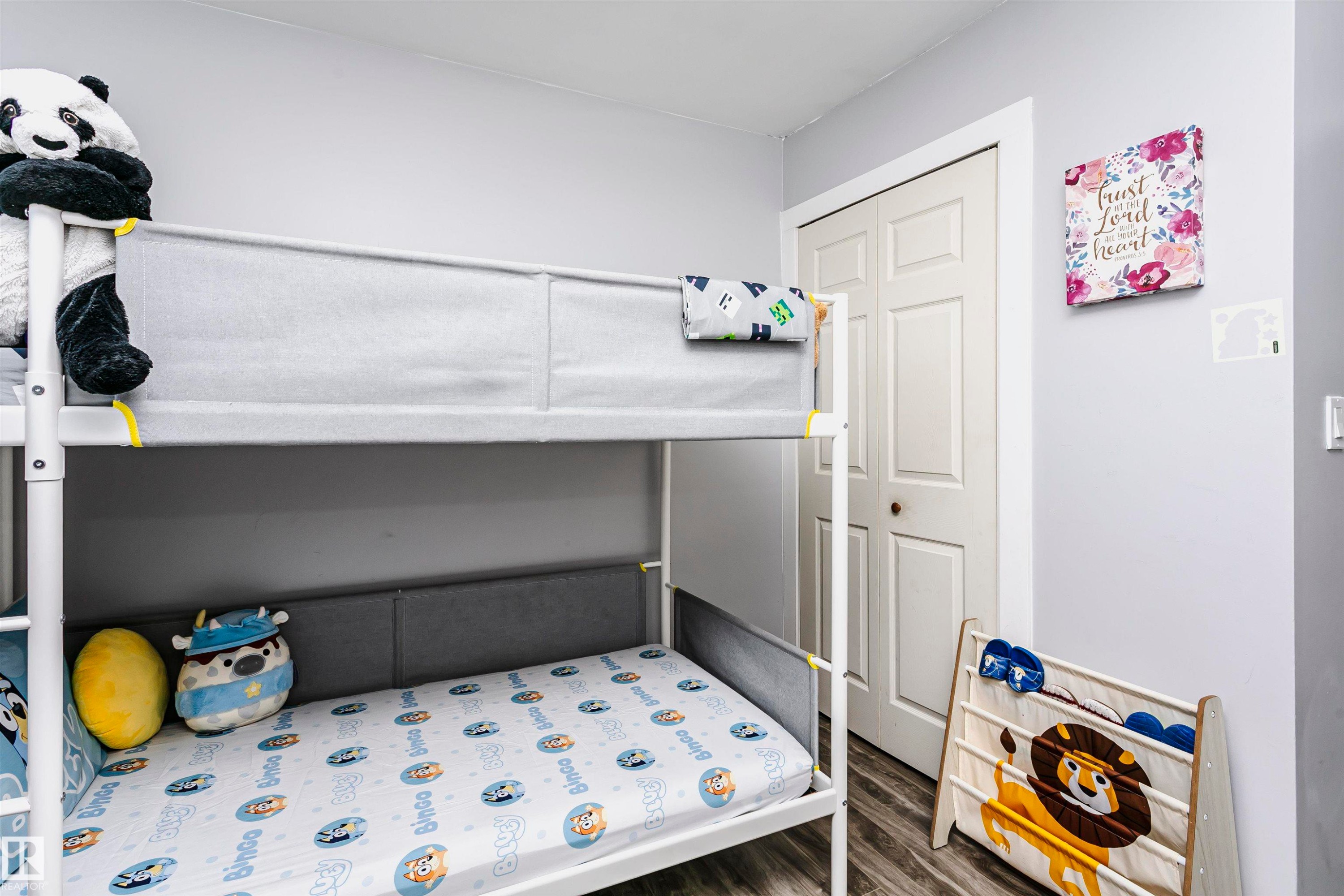 13104 128 Avenue Nw, Edmonton, AB - Indoor Photo Showing Bedroom