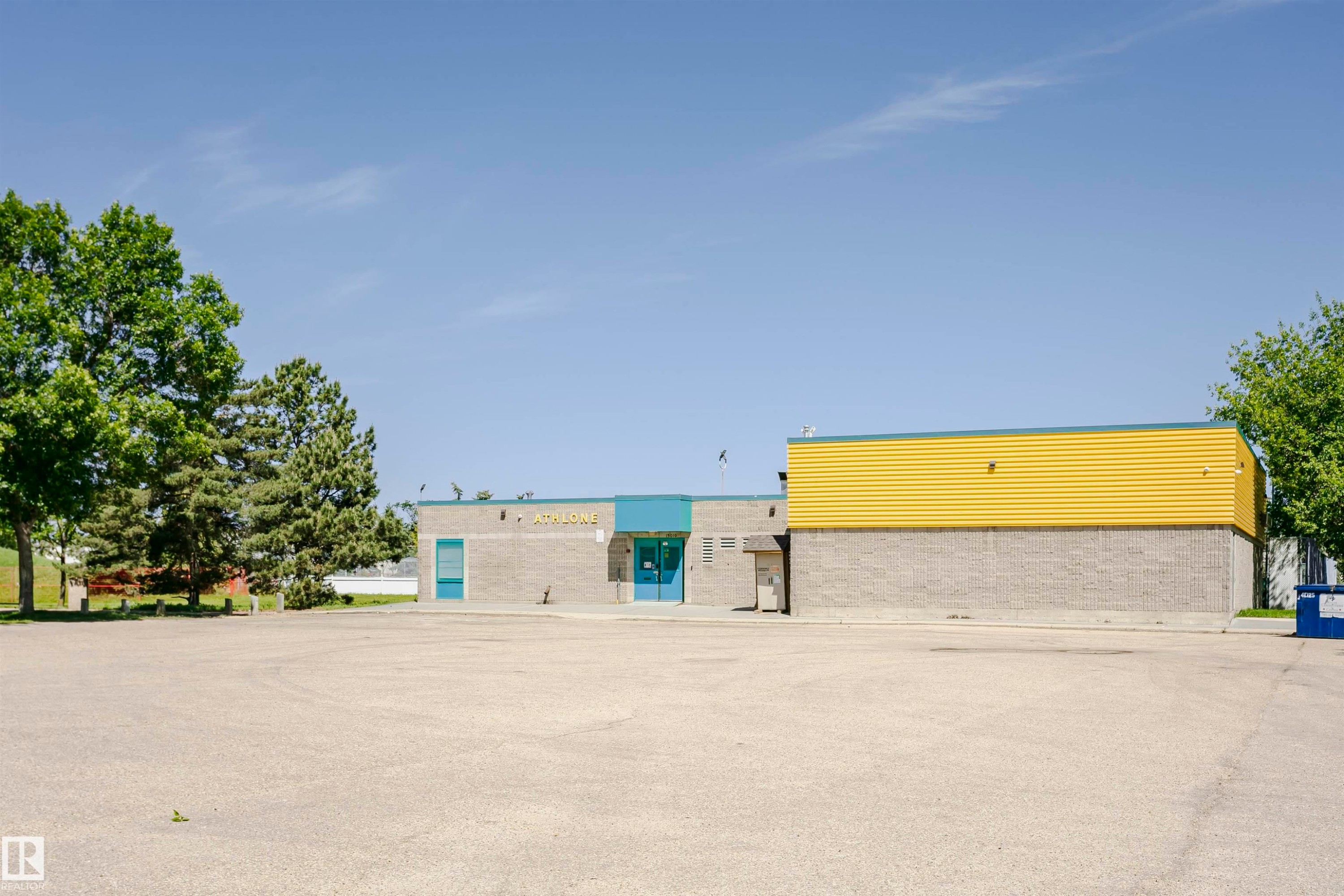 13104 128 Avenue Nw, Edmonton, AB - Outdoor