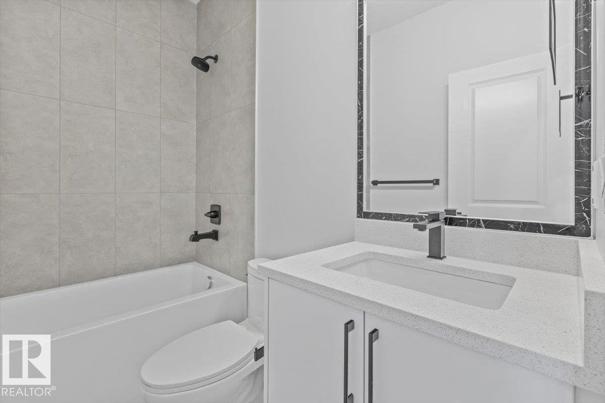 18 Juniper Wynd, Fort Saskatchewan, AB