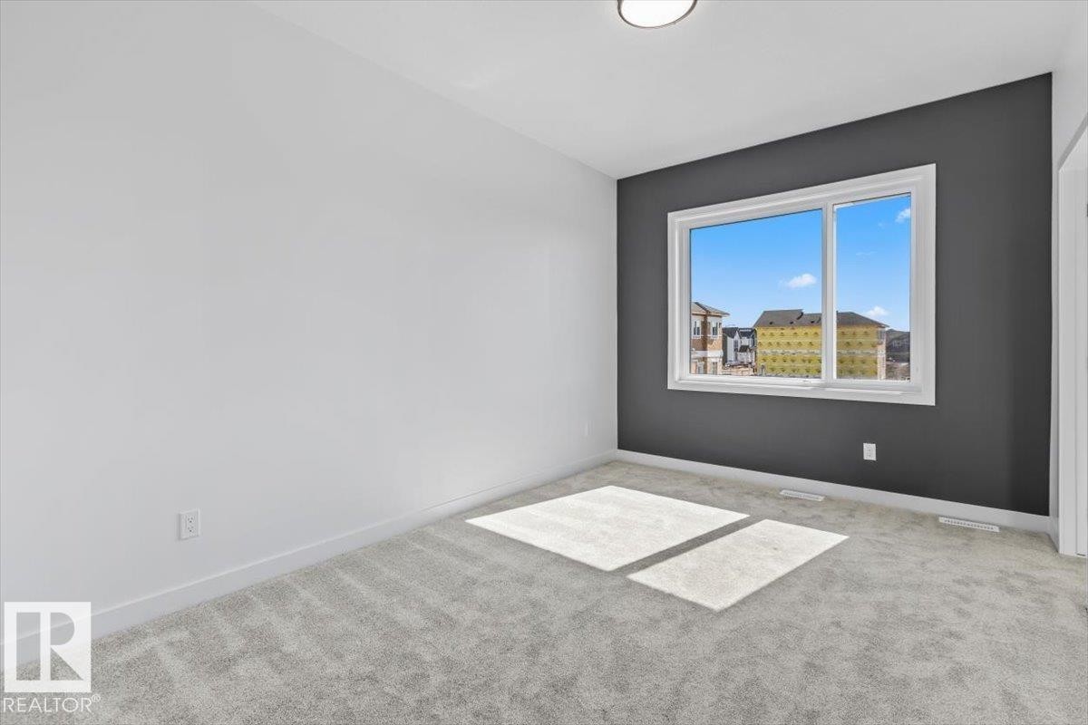 18 Juniper Wynd, Fort Saskatchewan, AB