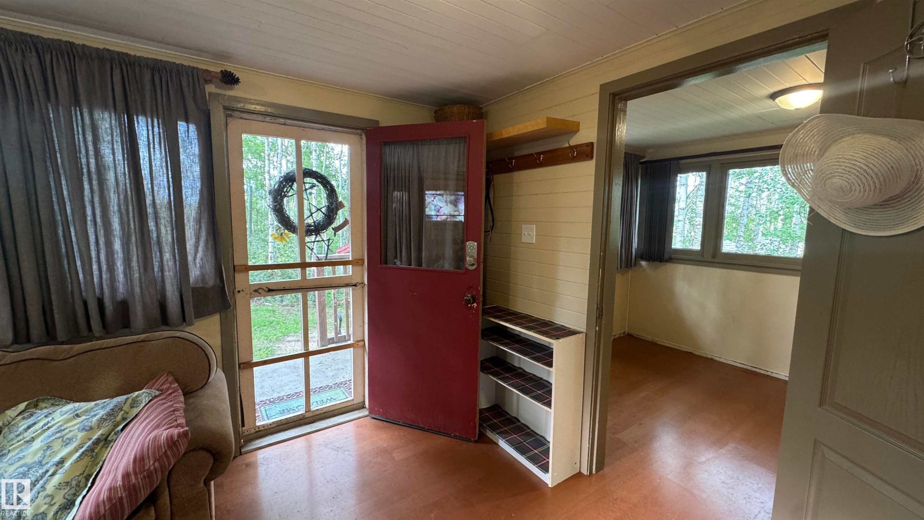 428 11121 Twp Road 595, Rural St. Paul County, AB