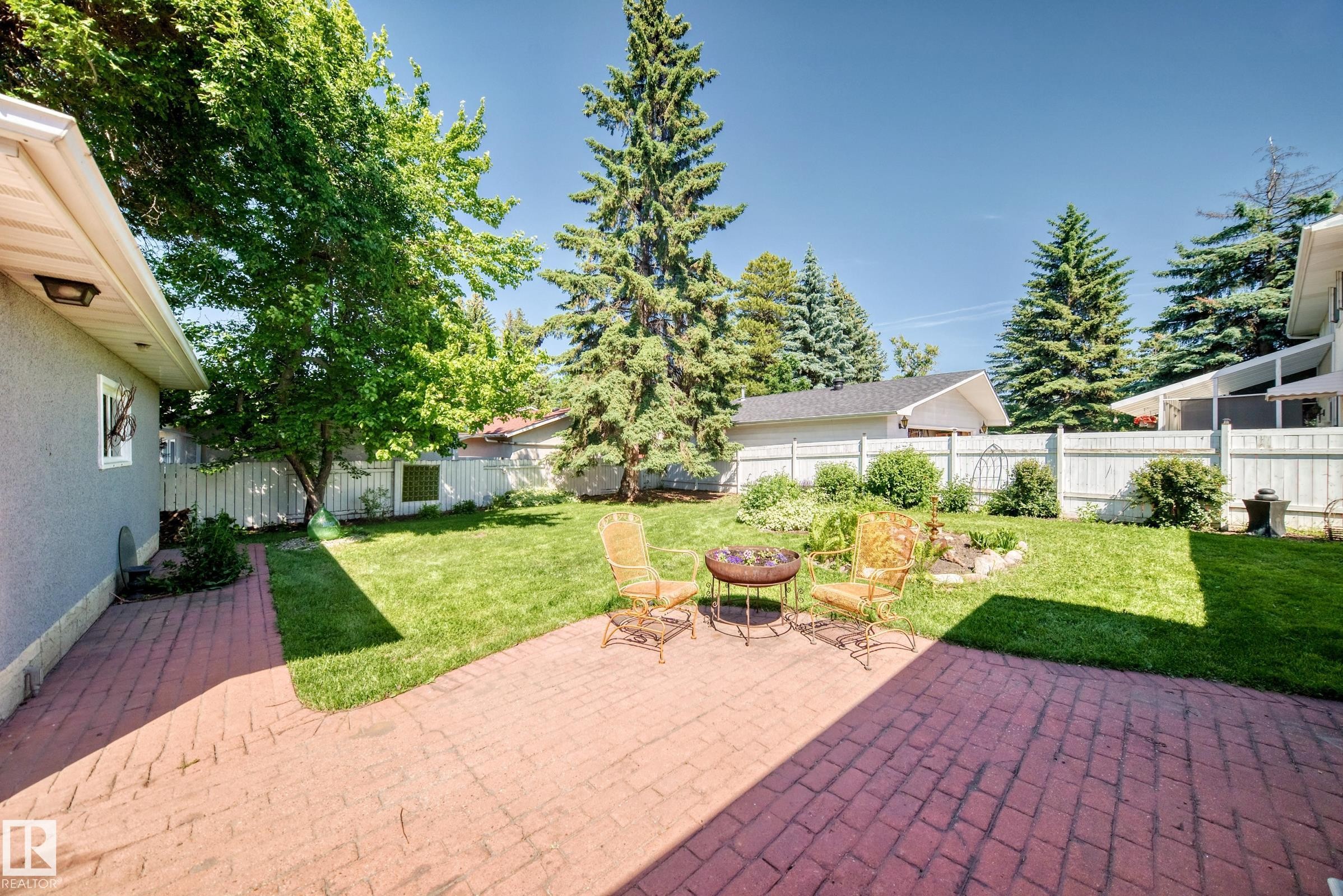 16024 78 Avenue, Edmonton, AB