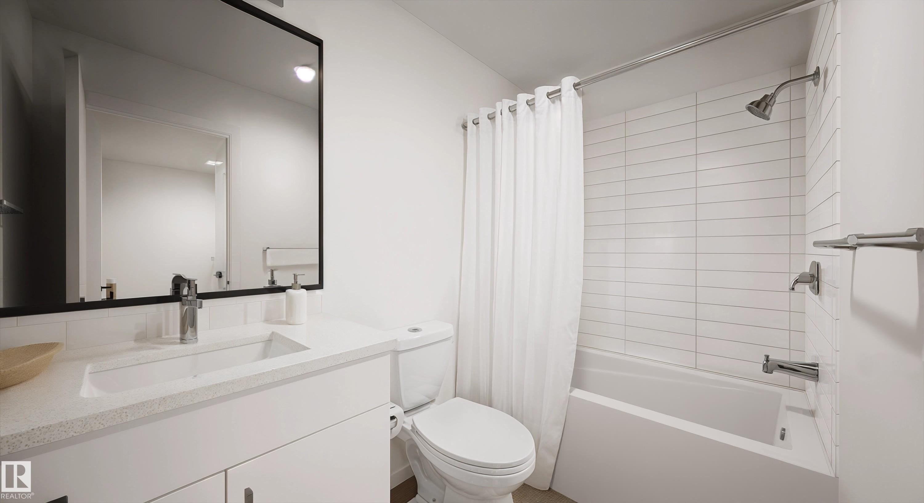 #53 4825 120 St Nw, Edmonton, AB - Indoor Photo Showing Bathroom