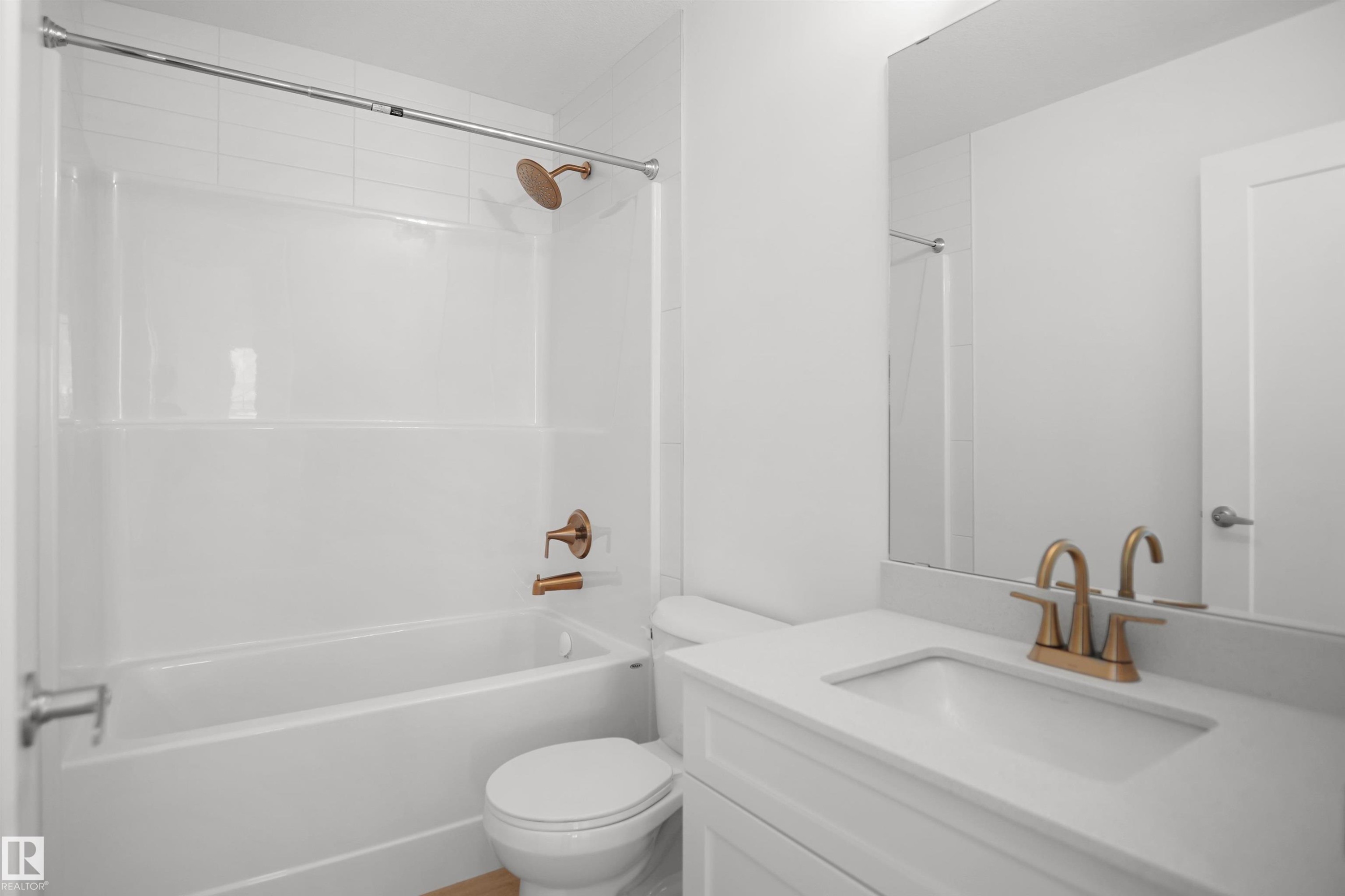 1308 9 Street Nw, Edmonton, AB - Indoor Photo Showing Bathroom