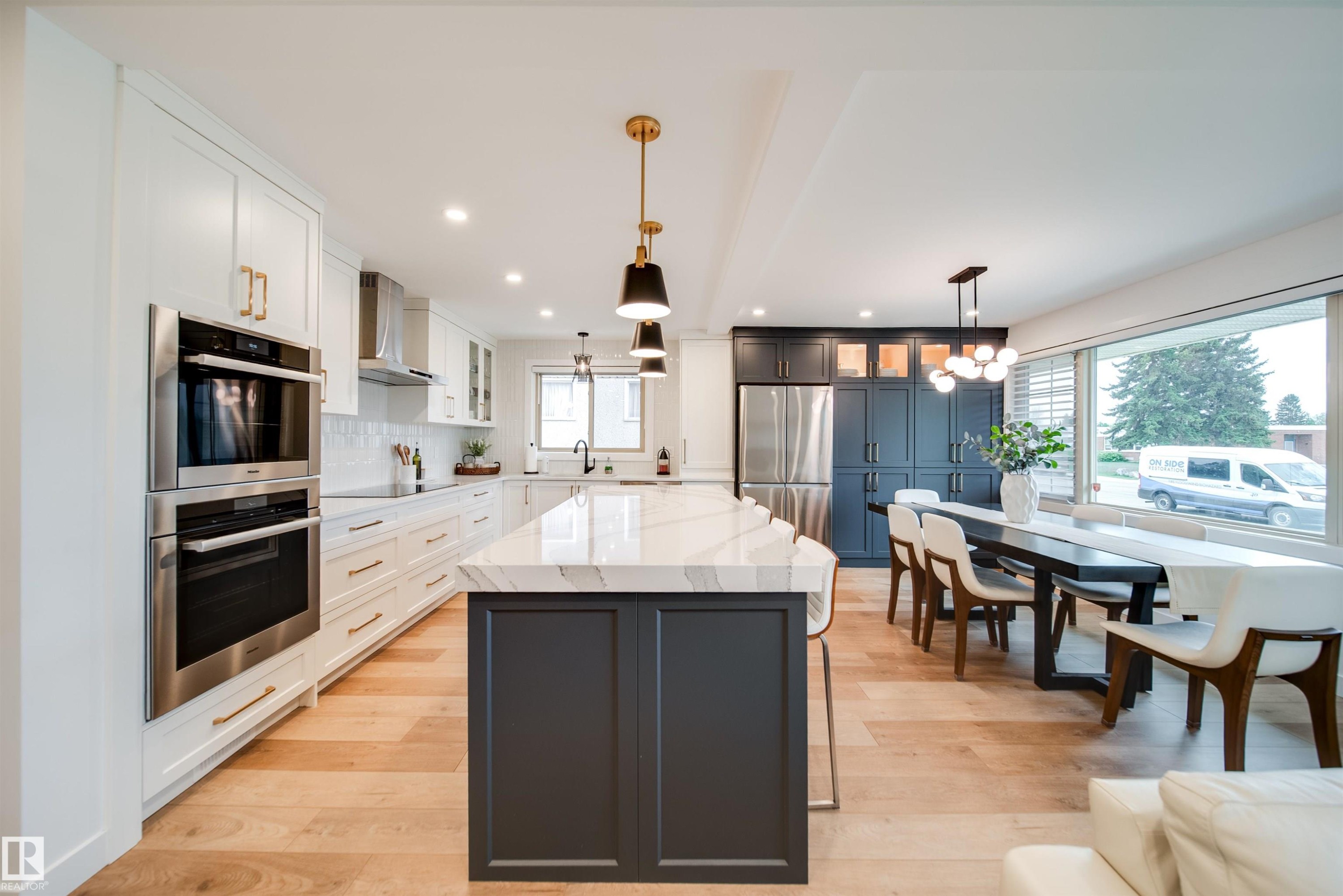 5431 113A Street, Edmonton, AB - Indoor
