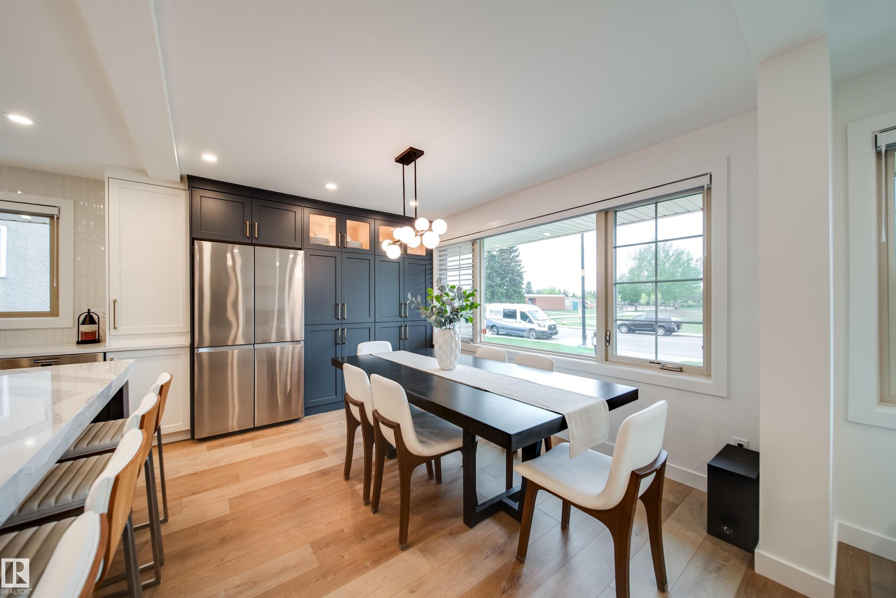 5431 113A Street, Edmonton, AB - Indoor Photo Showing Other Room