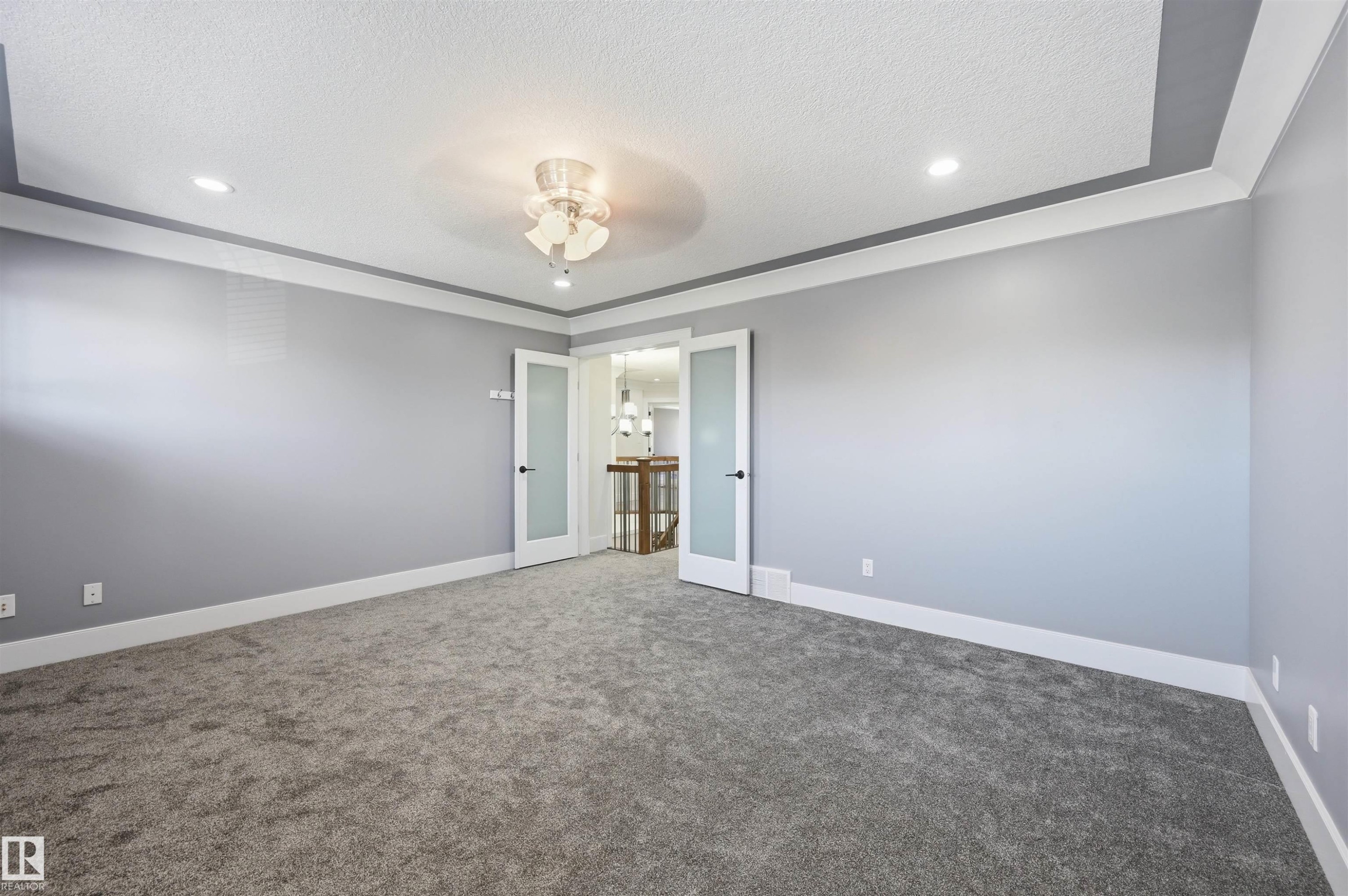 5216 Mullen Crest, Edmonton, AB