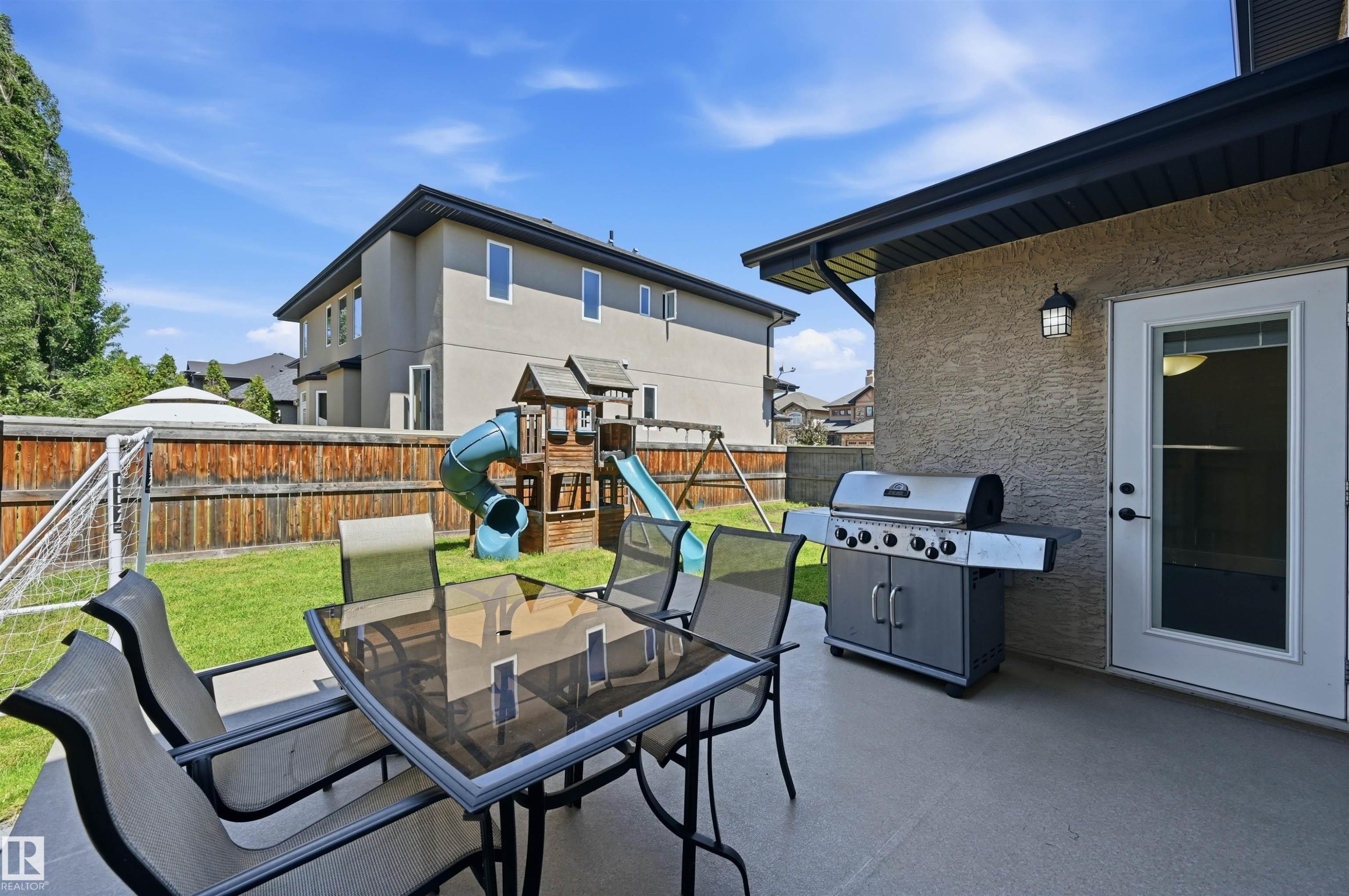 5216 Mullen Crest, Edmonton, AB