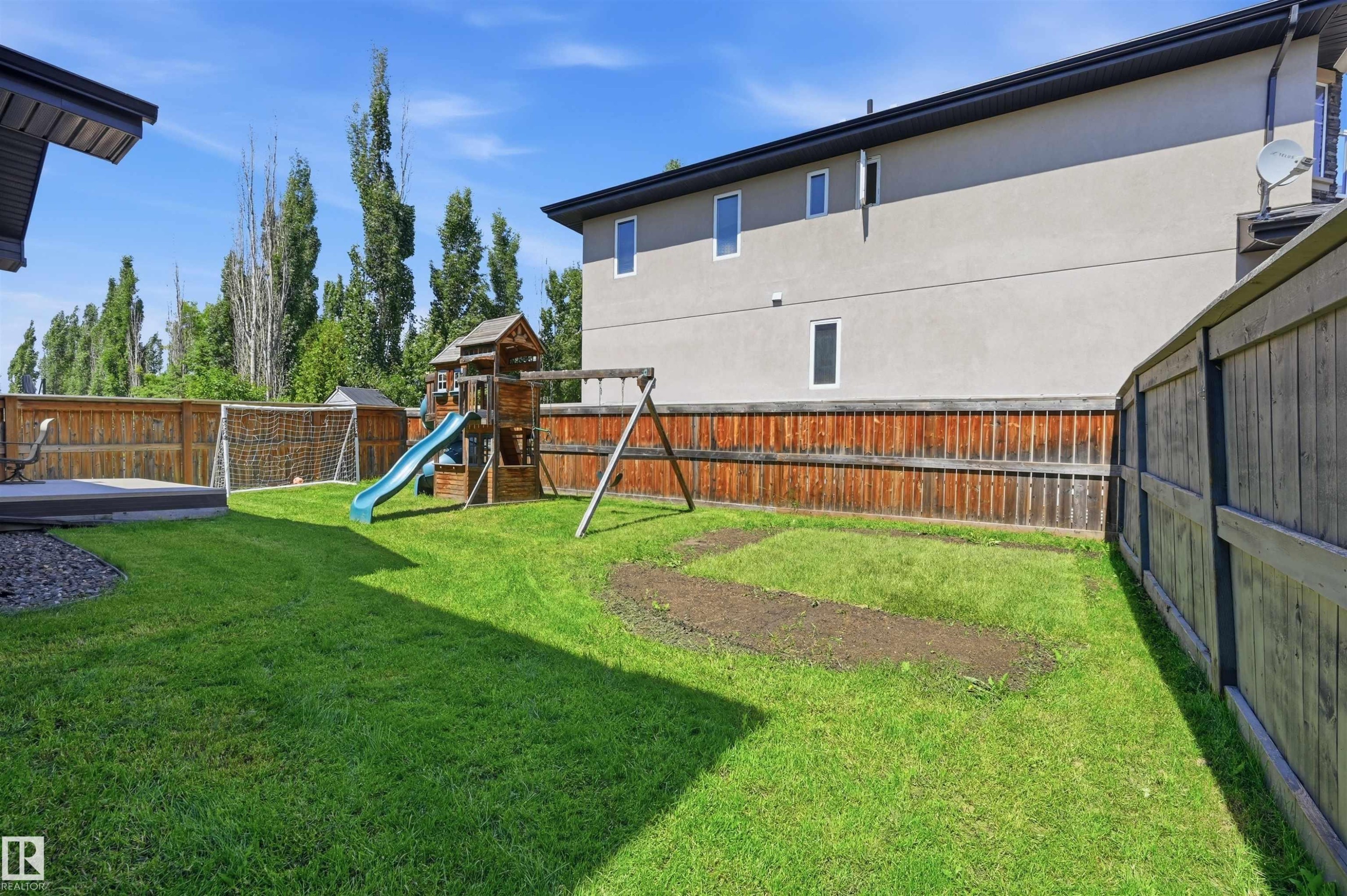 5216 Mullen Crest, Edmonton, AB