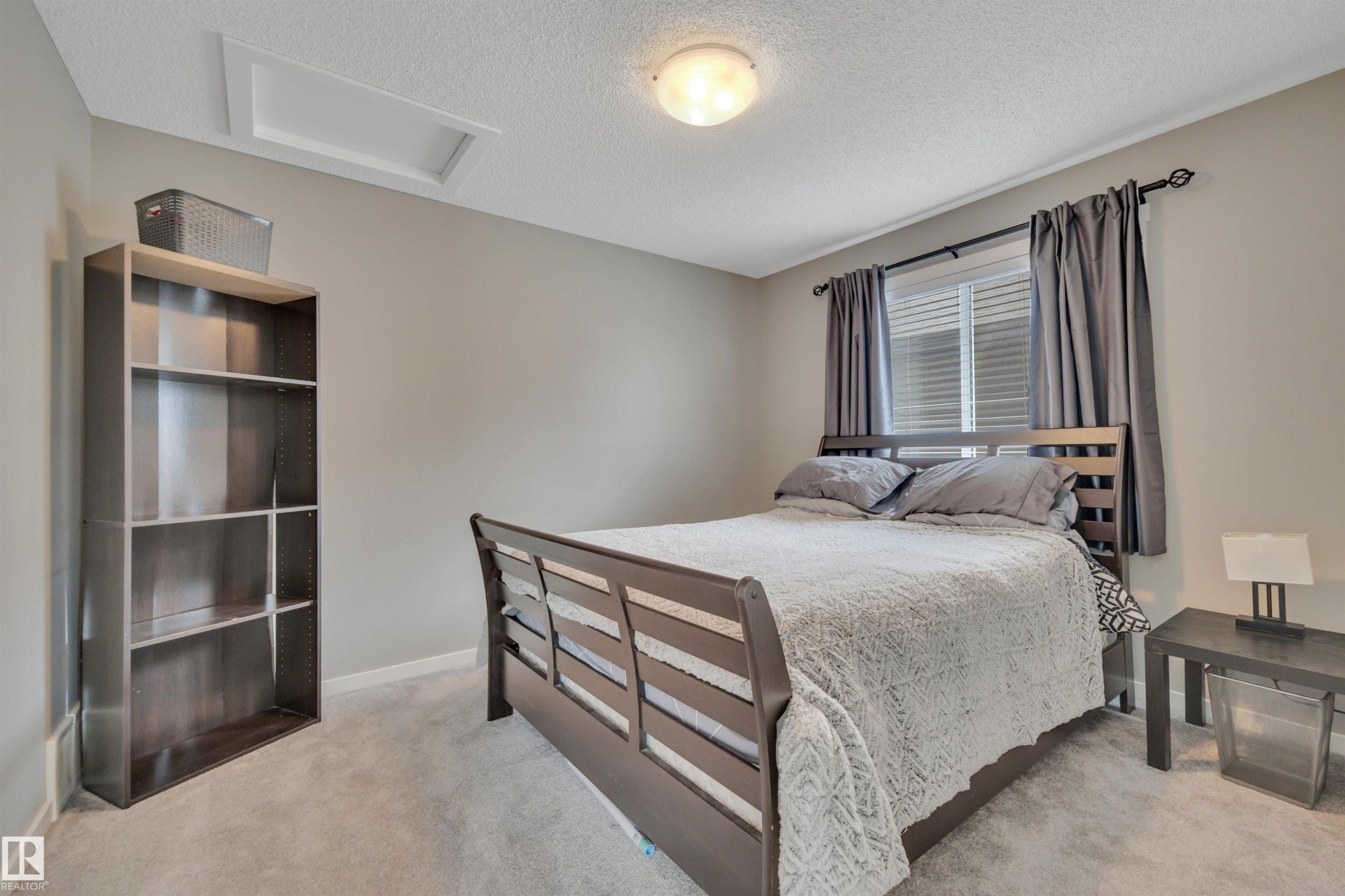 548 Reynalds Wynd, Leduc, AB - Indoor Photo Showing Bedroom