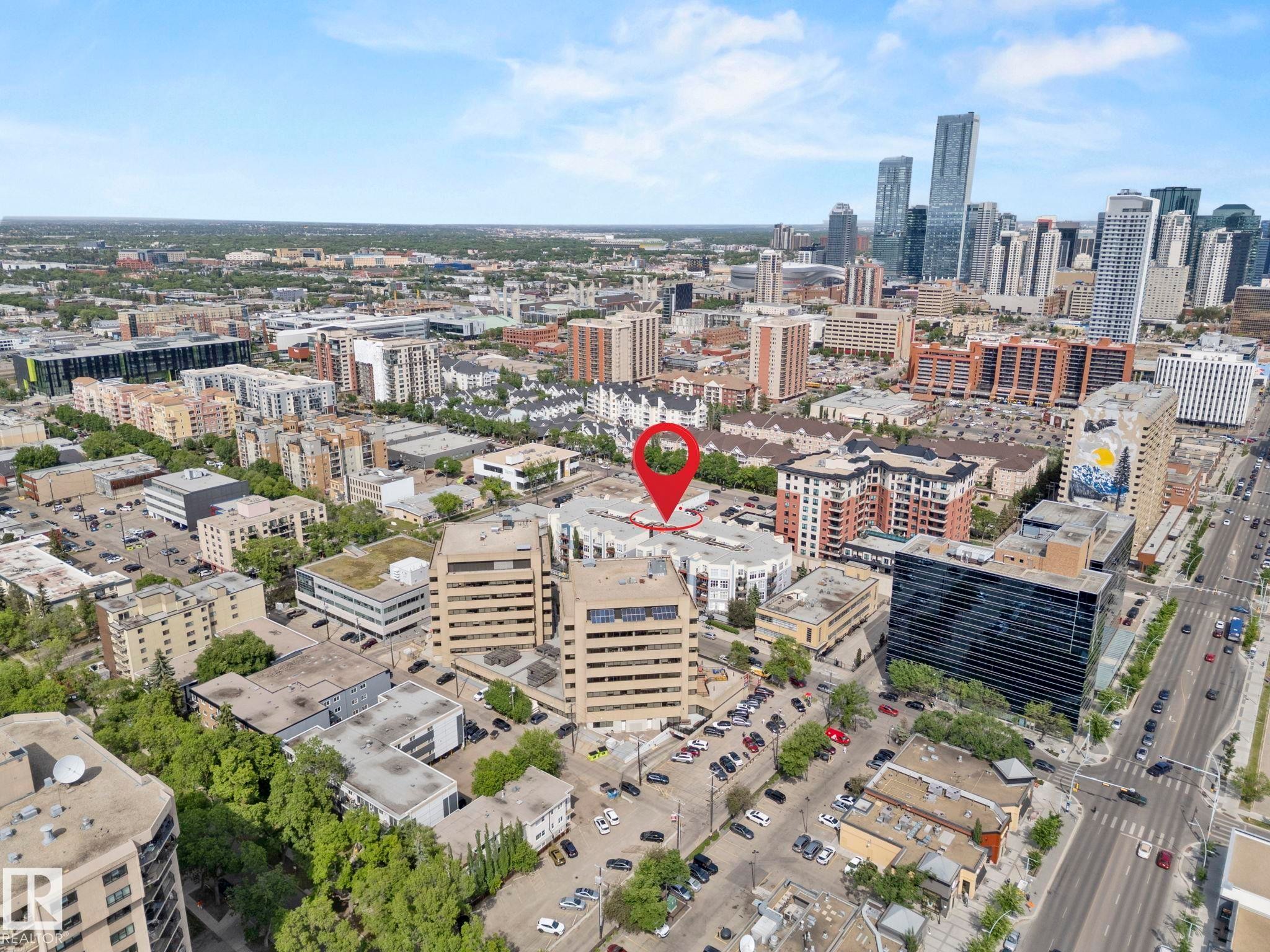 308 10147 112 Street, Edmonton, AB