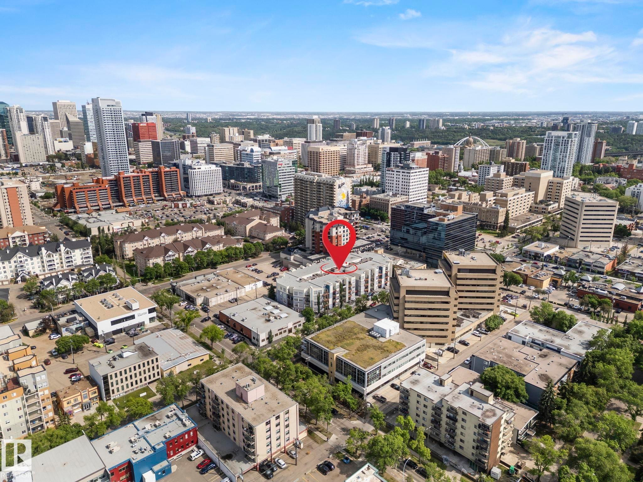 308 10147 112 Street, Edmonton, AB