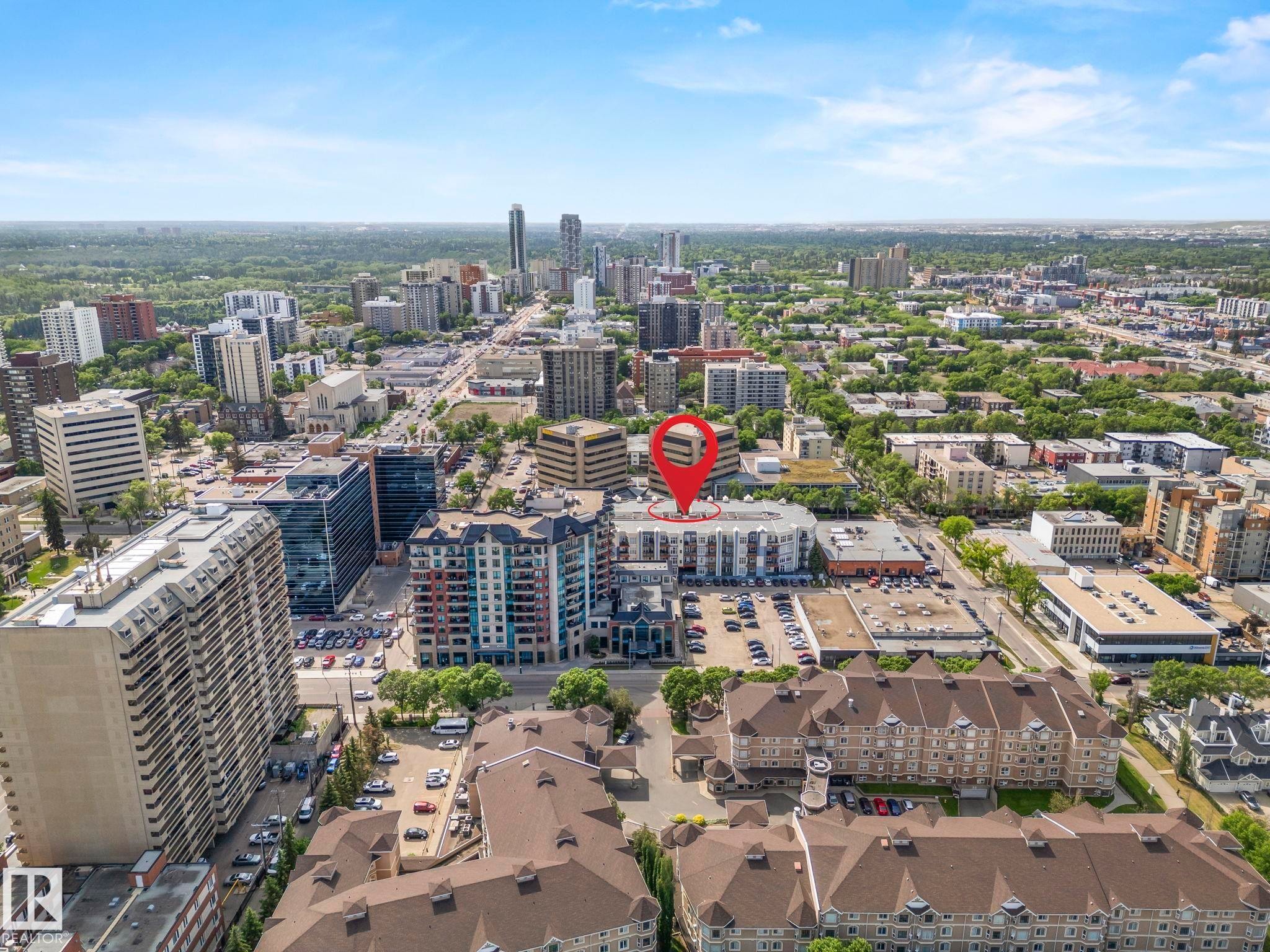 308 10147 112 Street, Edmonton, AB