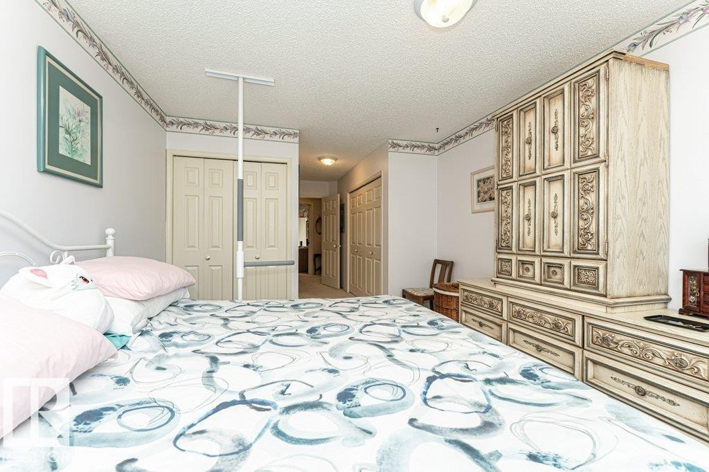 40 8 Dechene Road, Edmonton, AB