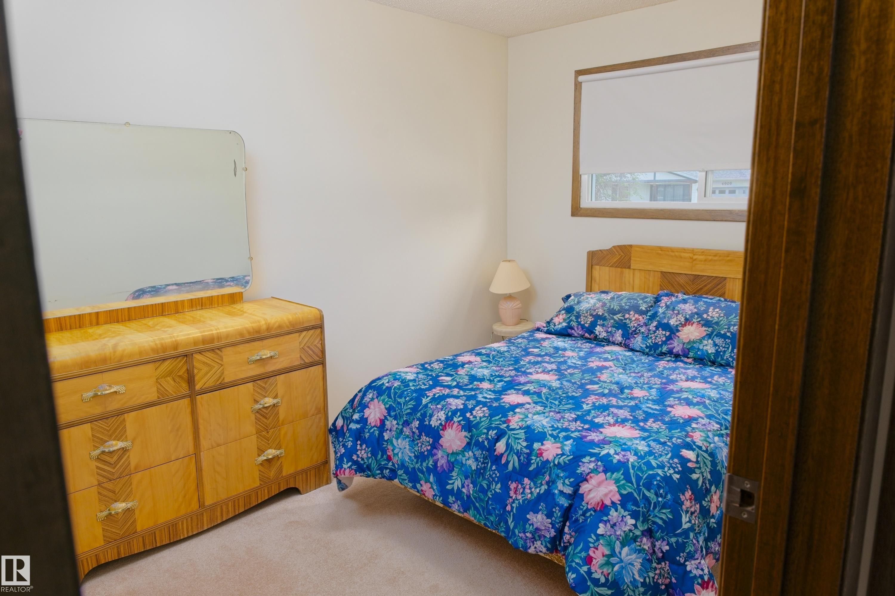 4906 43A Street, Barrhead, AB
