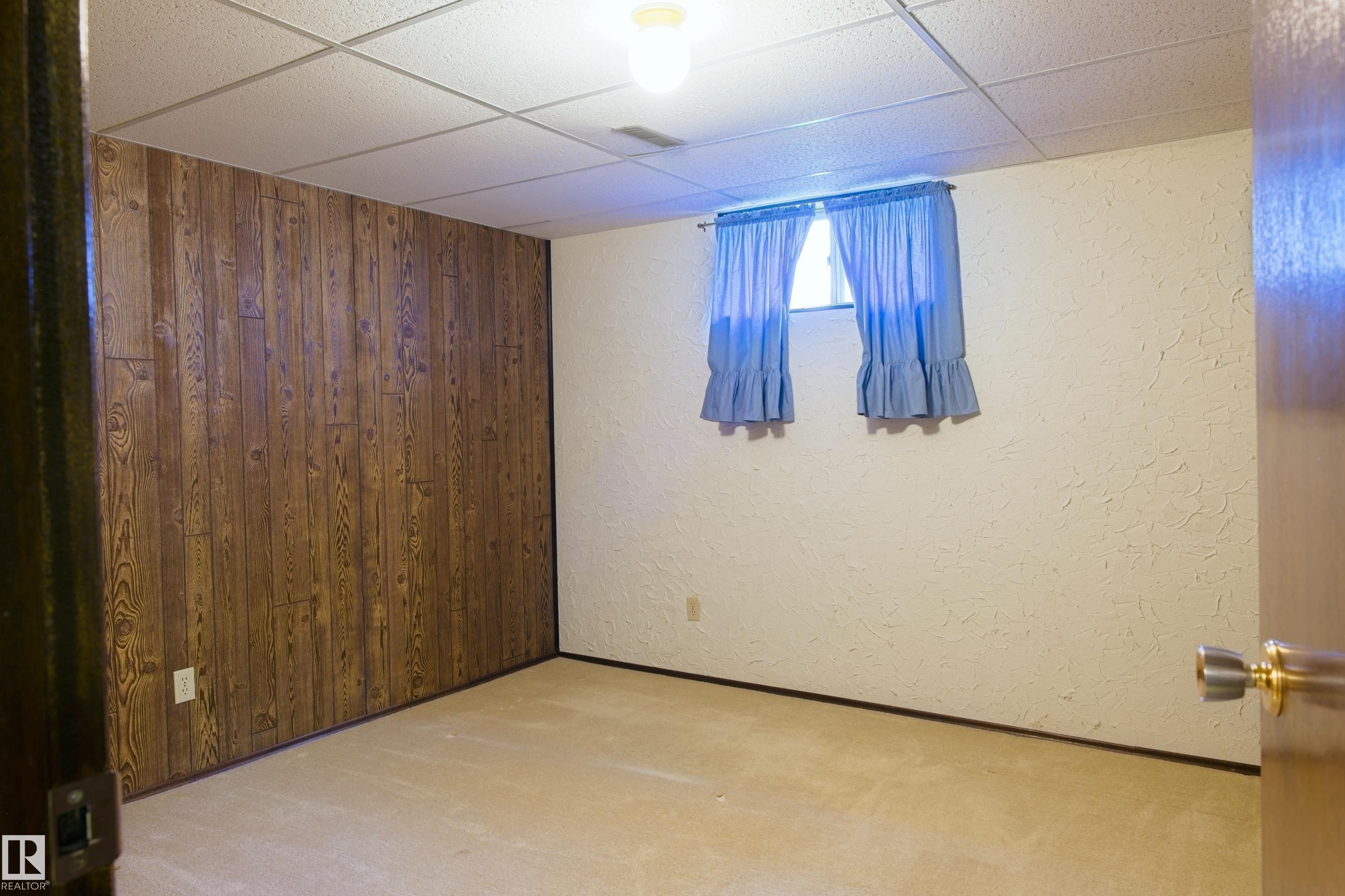 4906 43A Street, Barrhead, AB