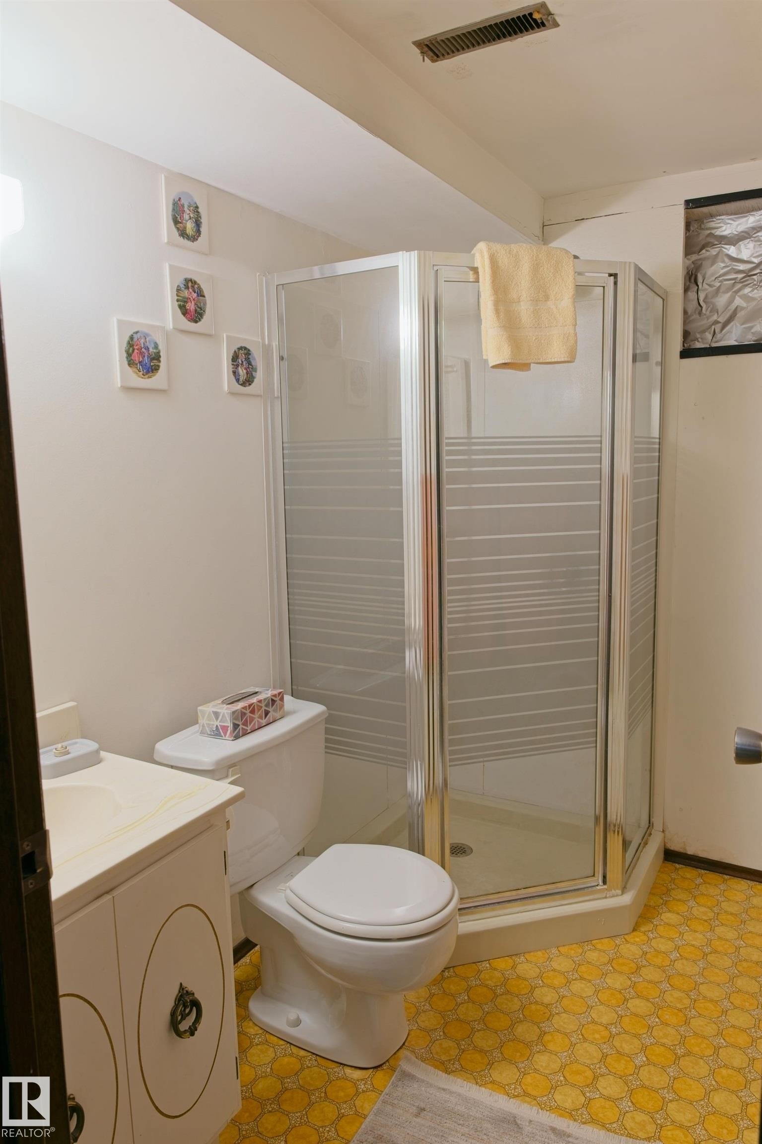 4906 43A Street, Barrhead, AB