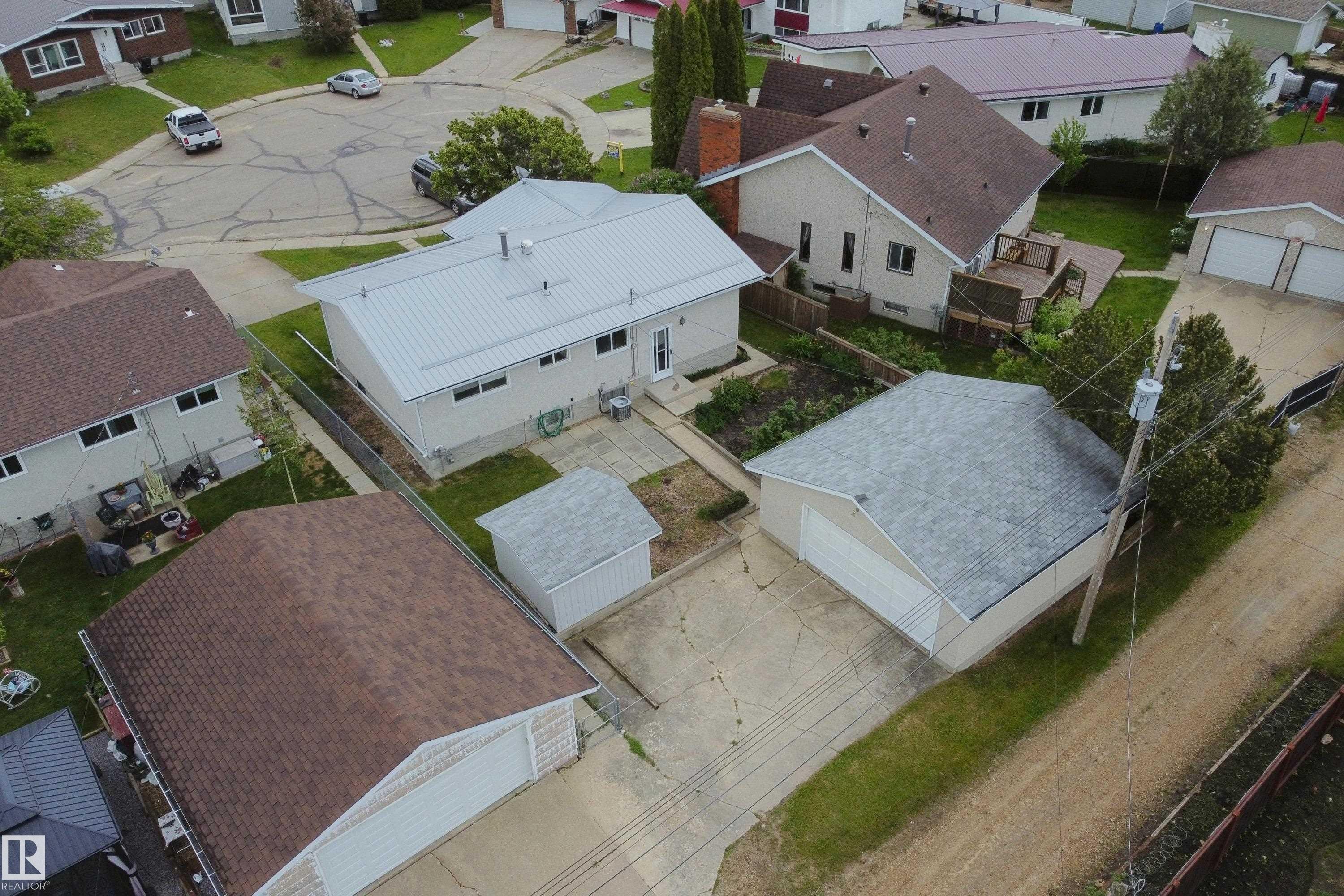 4906 43A Street, Barrhead, AB