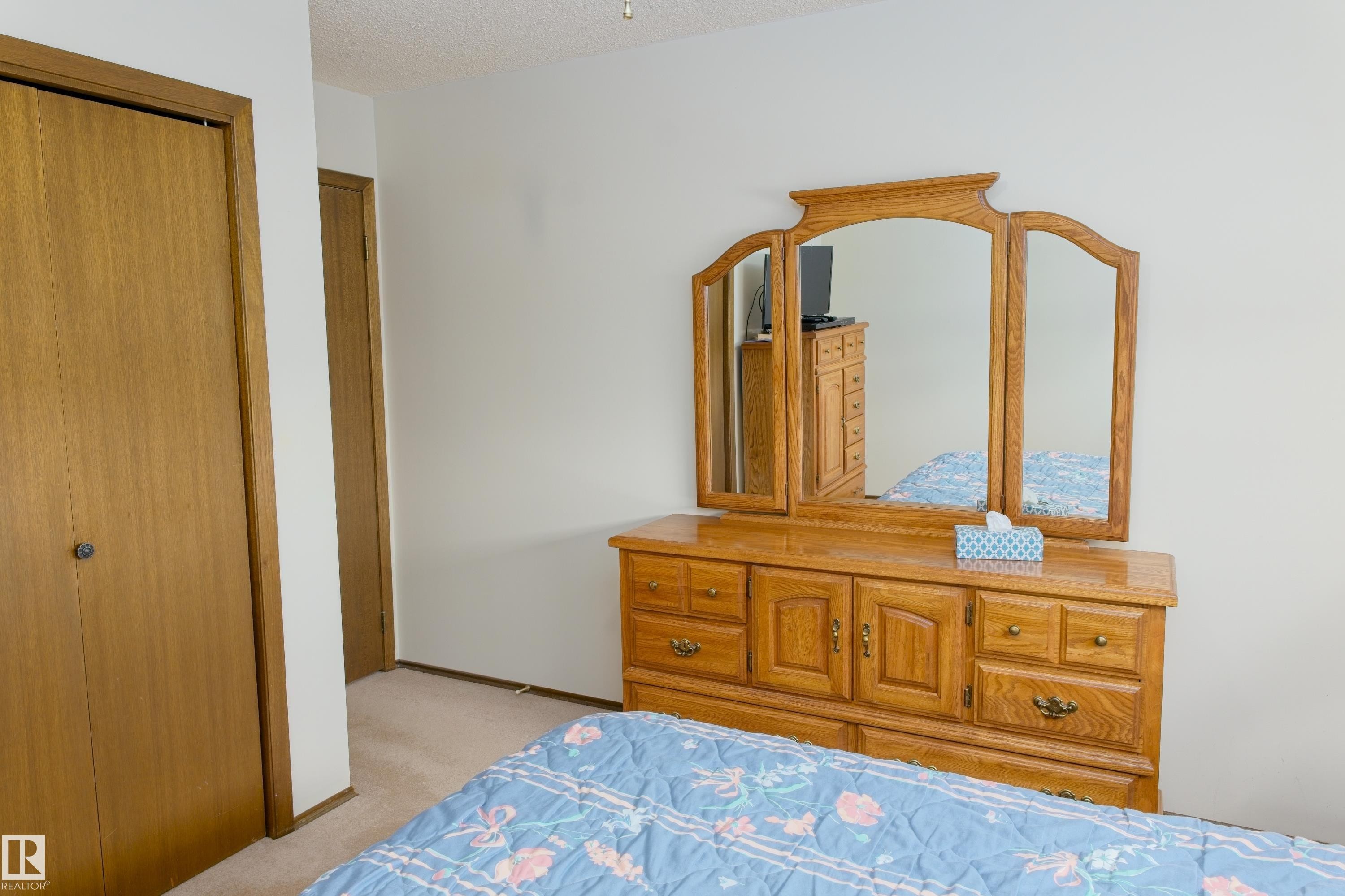 4906 43A Street, Barrhead, AB