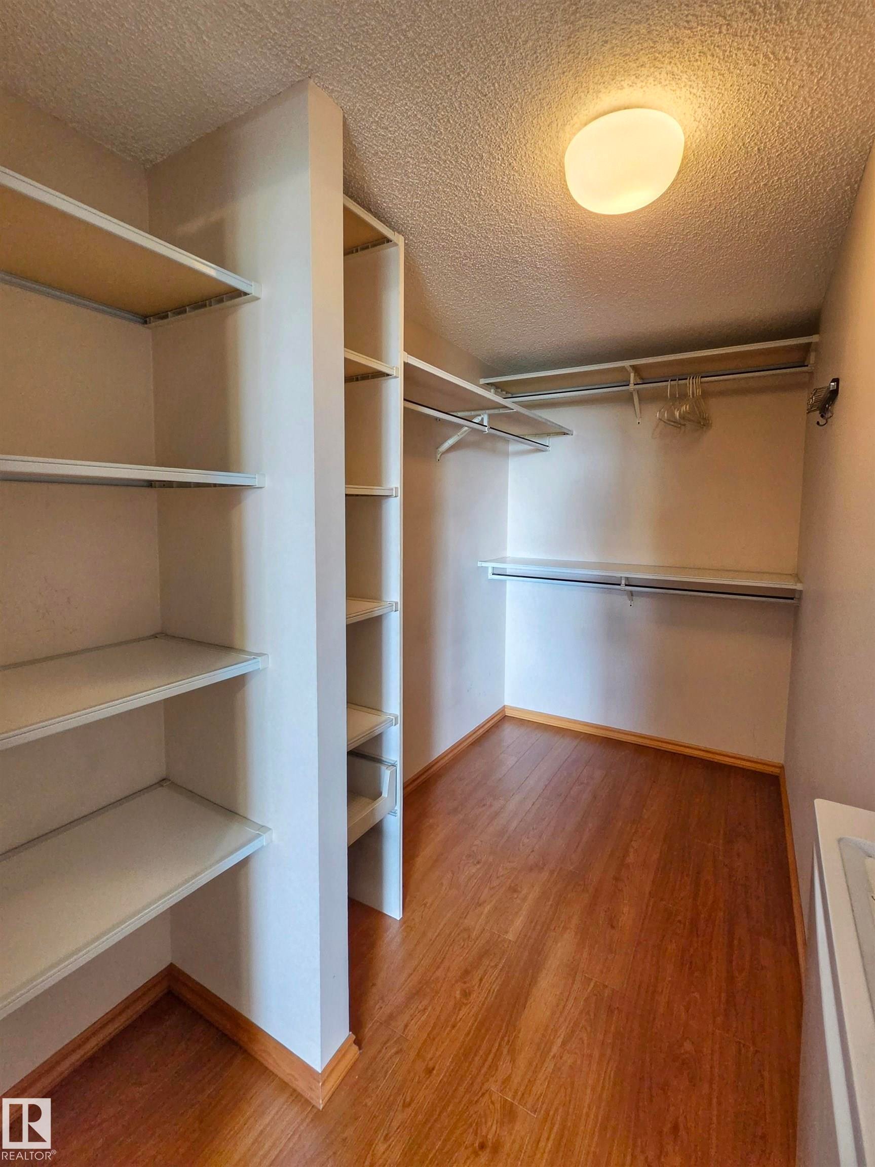 #407 2011 137 Av Nw, Edmonton, AB - Indoor With Storage