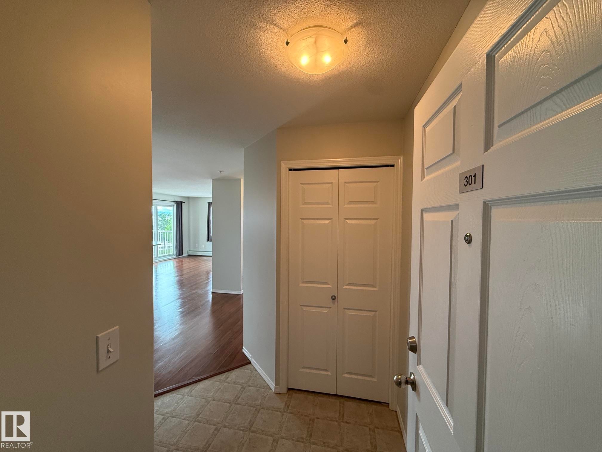 301 4309 33 Street, Stony Plain, AB