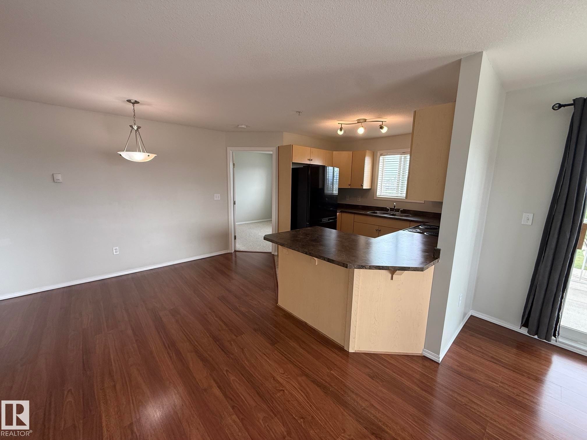 301 4309 33 Street, Stony Plain, AB