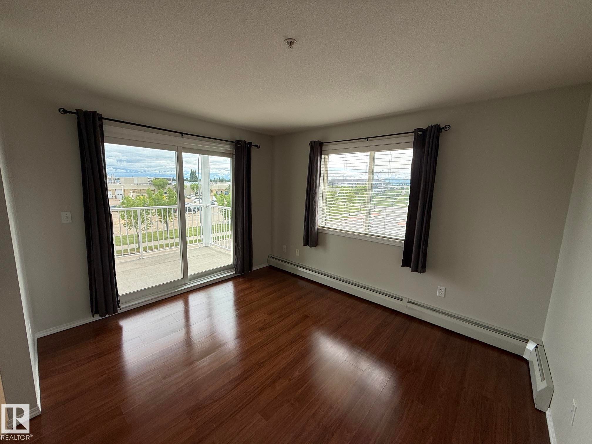 301 4309 33 Street, Stony Plain, AB