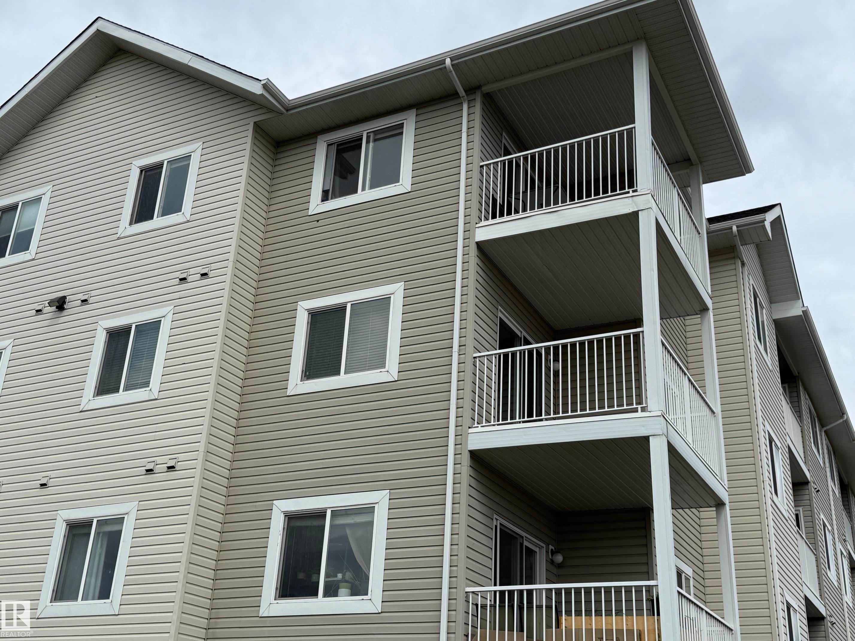 301 4309 33 Street, Stony Plain, AB