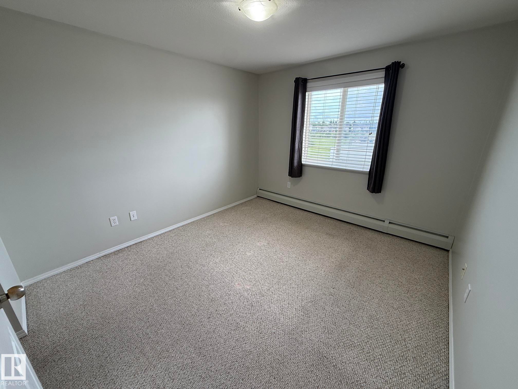 301 4309 33 Street, Stony Plain, AB