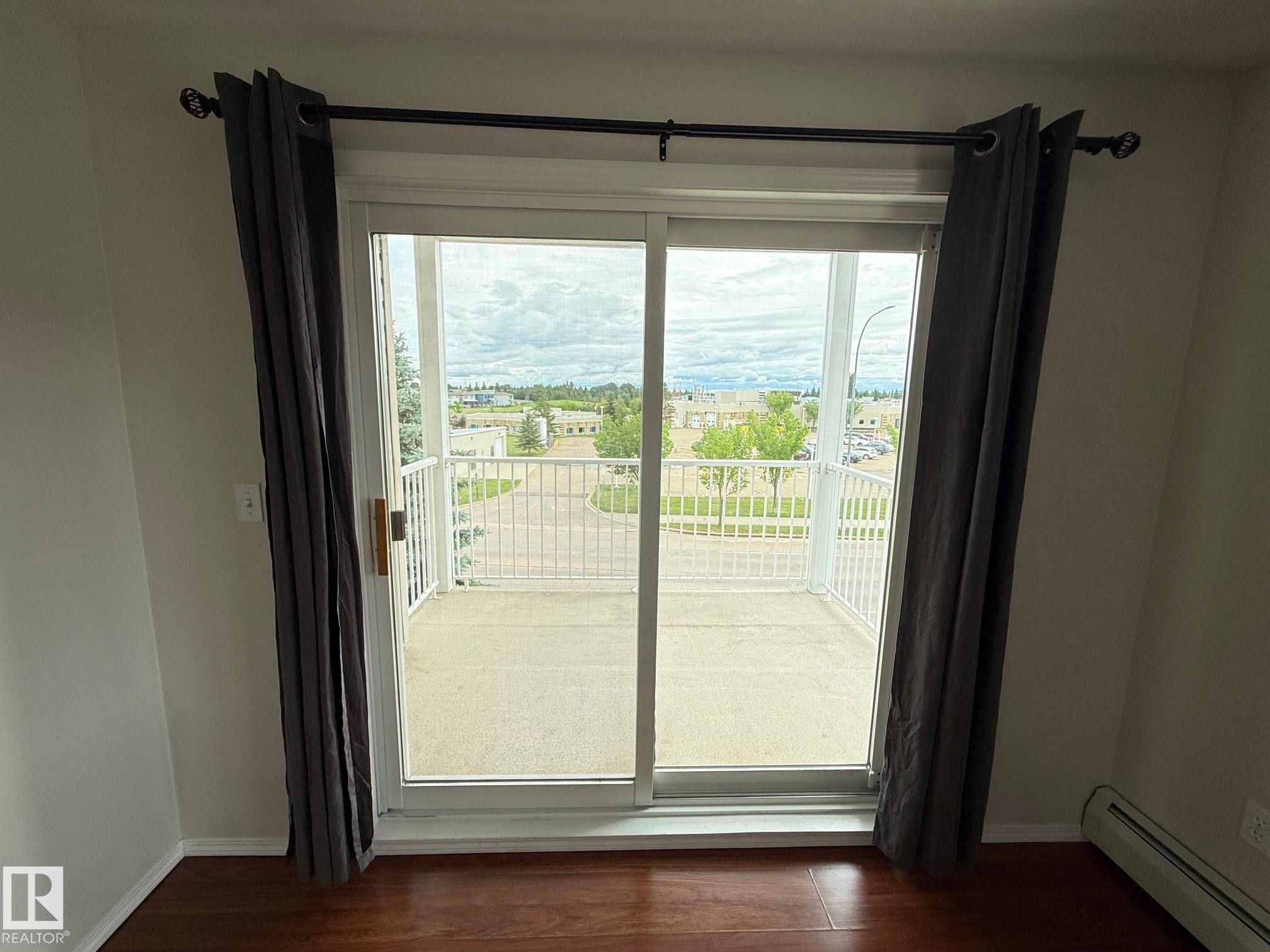 301 4309 33 Street, Stony Plain, AB