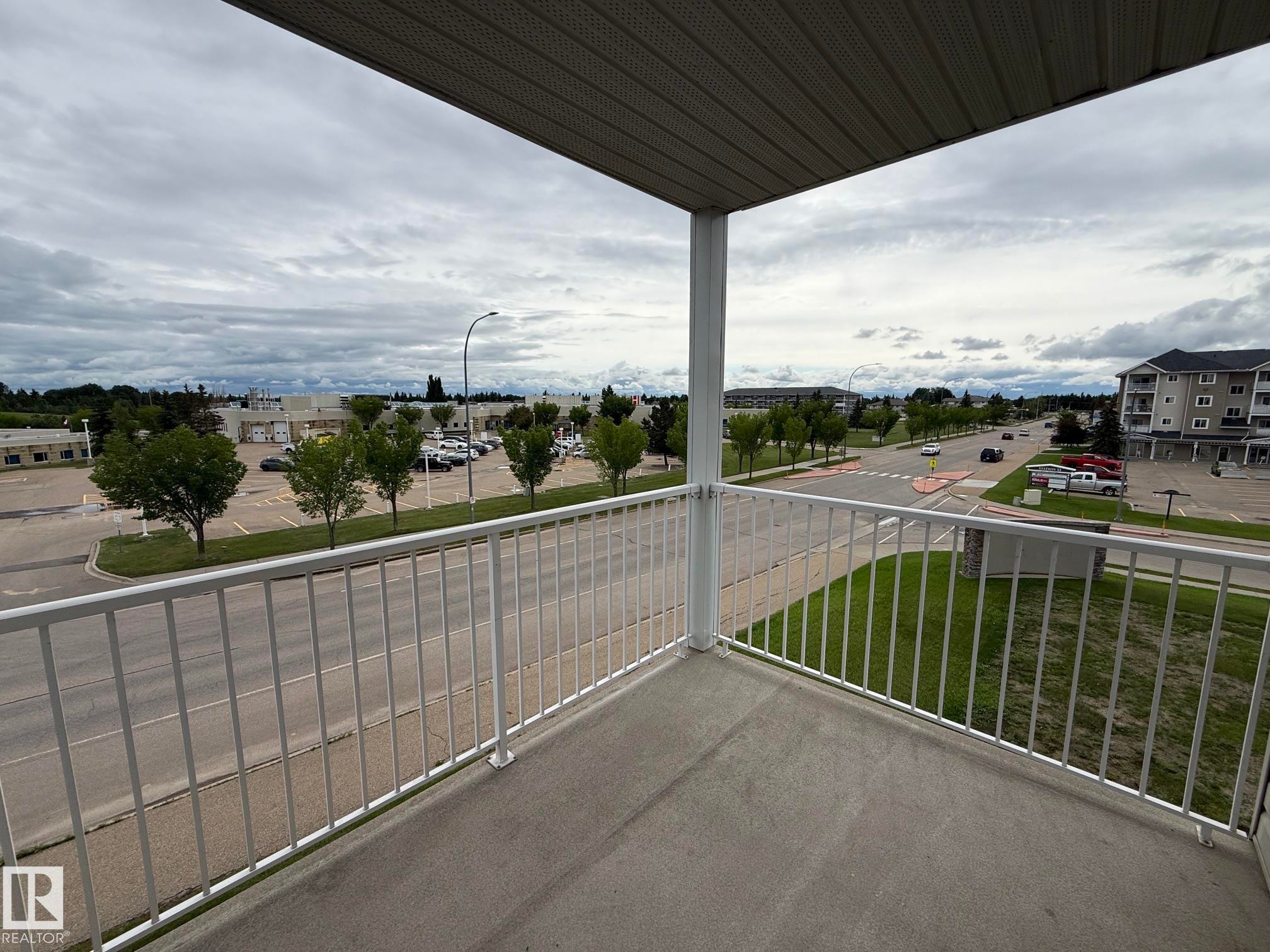301 4309 33 Street, Stony Plain, AB