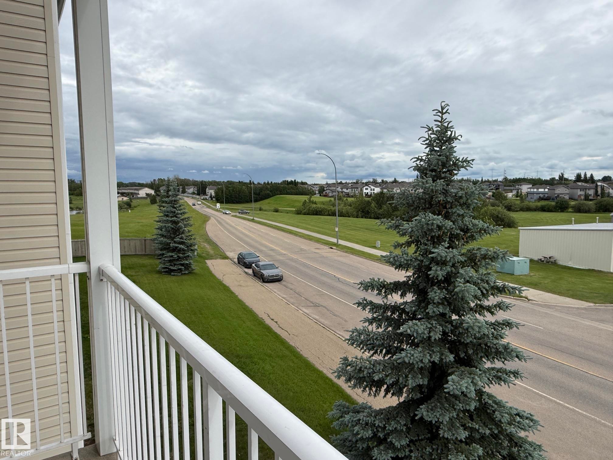 301 4309 33 Street, Stony Plain, AB